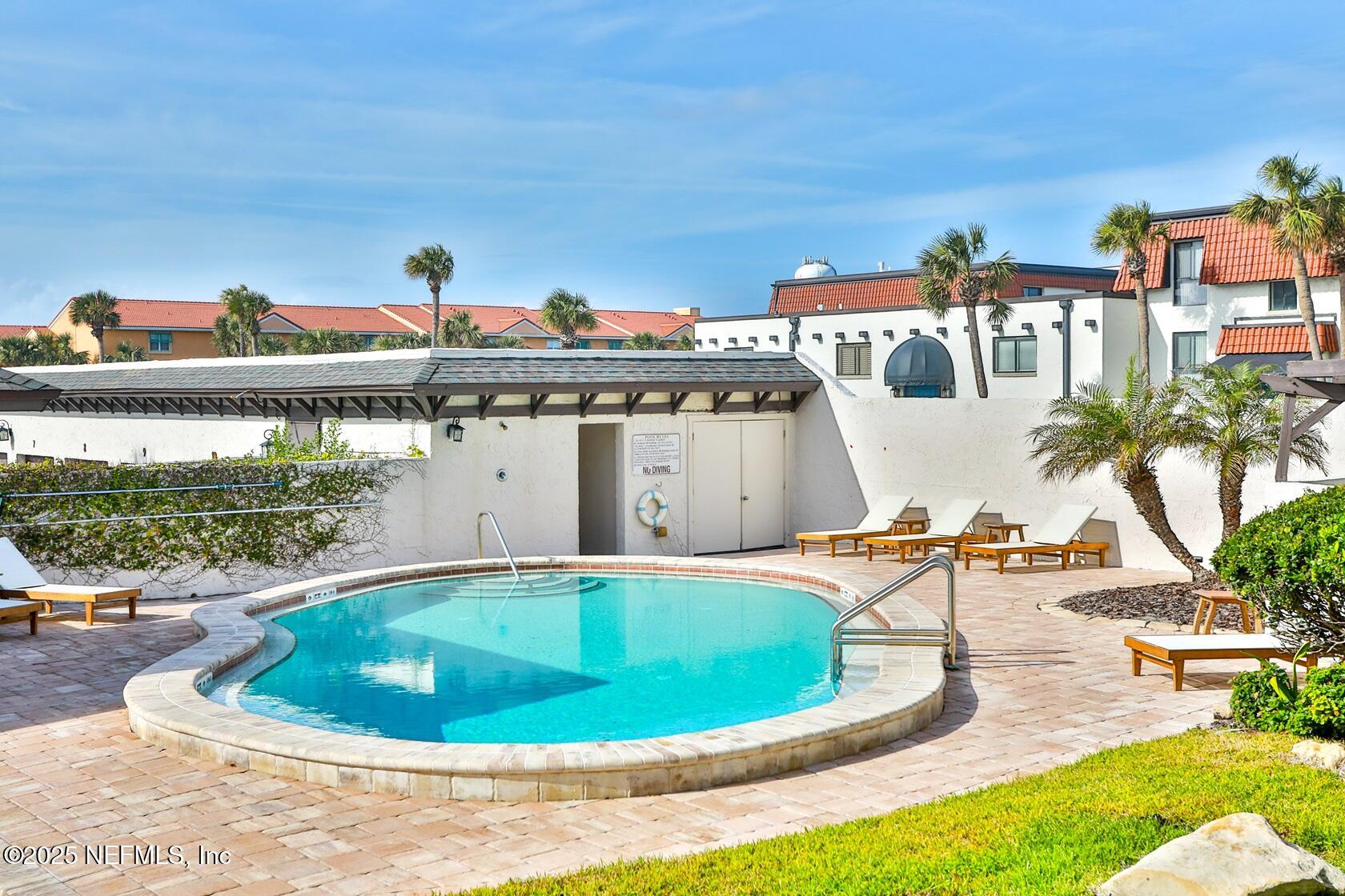 2415 COSTA VERDE Boulevard, 210