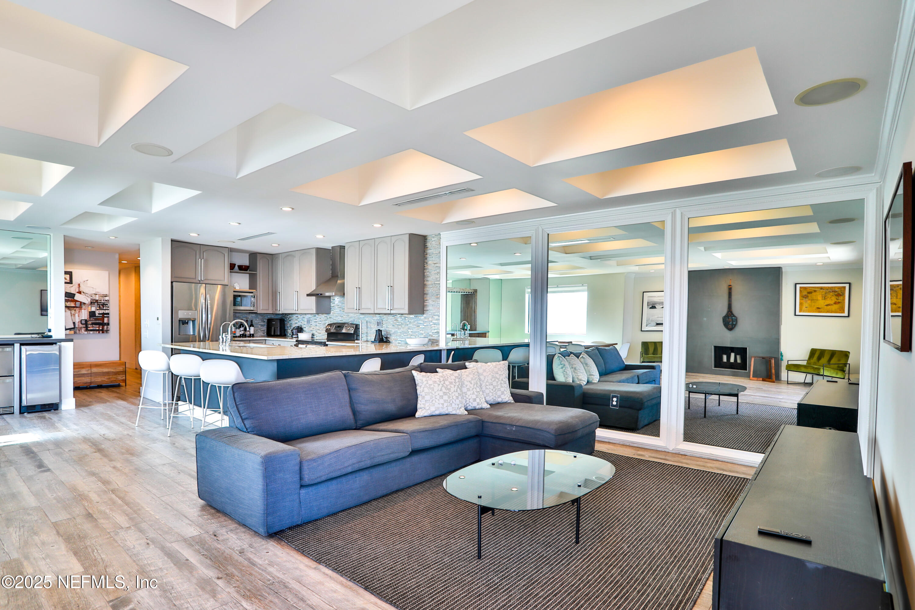 2415 COSTA VERDE Boulevard, 210