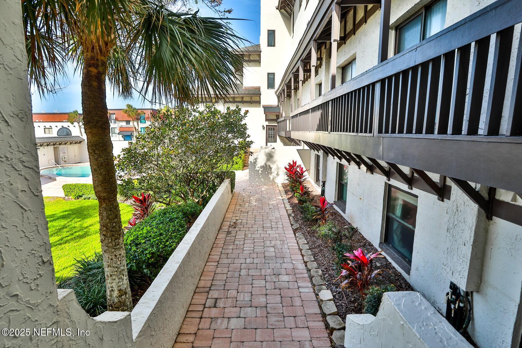 2415 COSTA VERDE Boulevard, 210