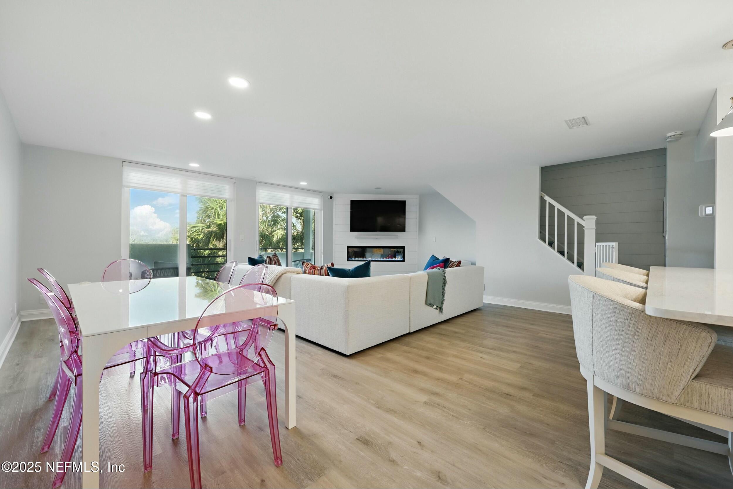 746 SPINNAKERS REACH Drive