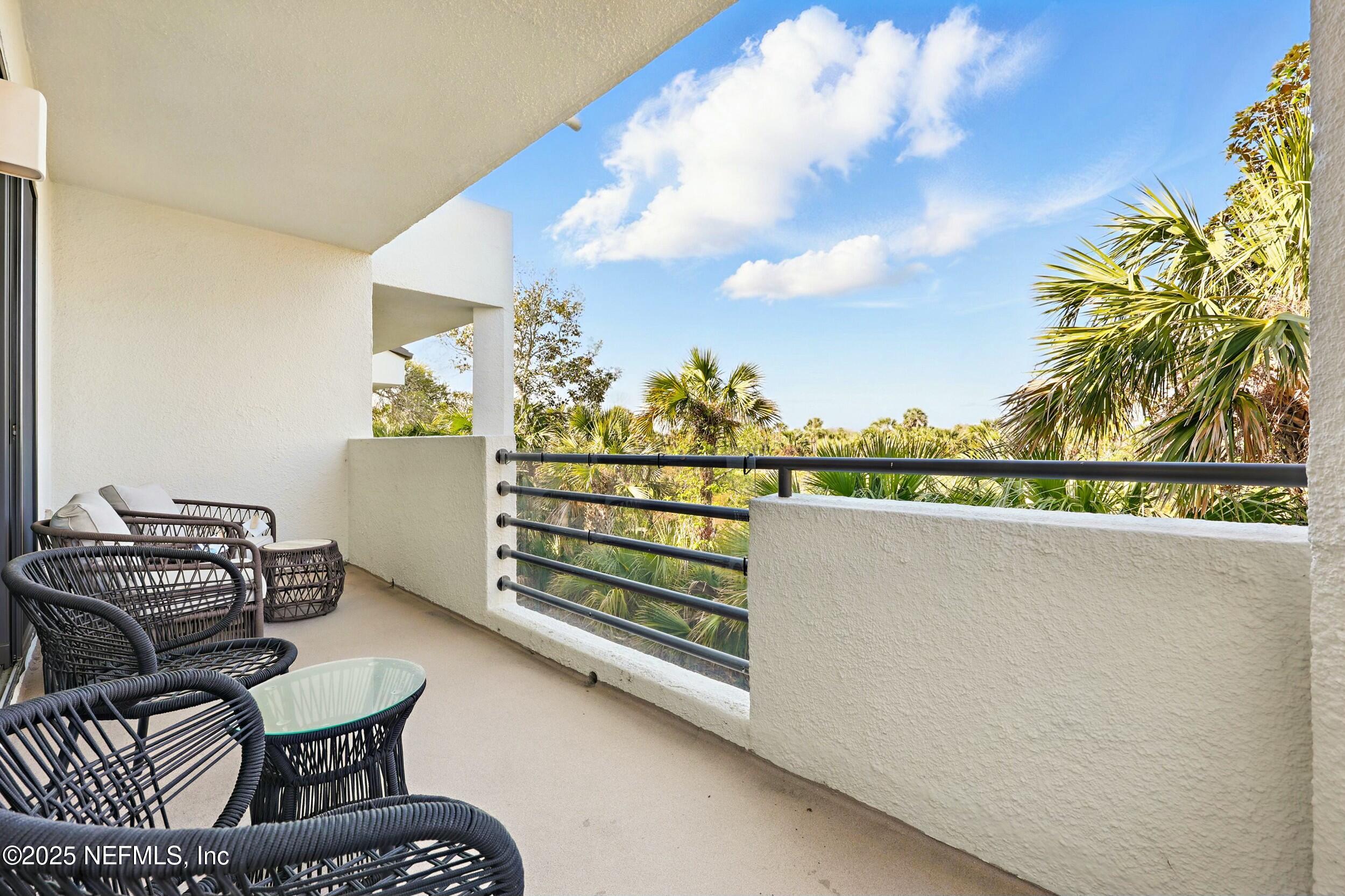746 SPINNAKERS REACH Drive