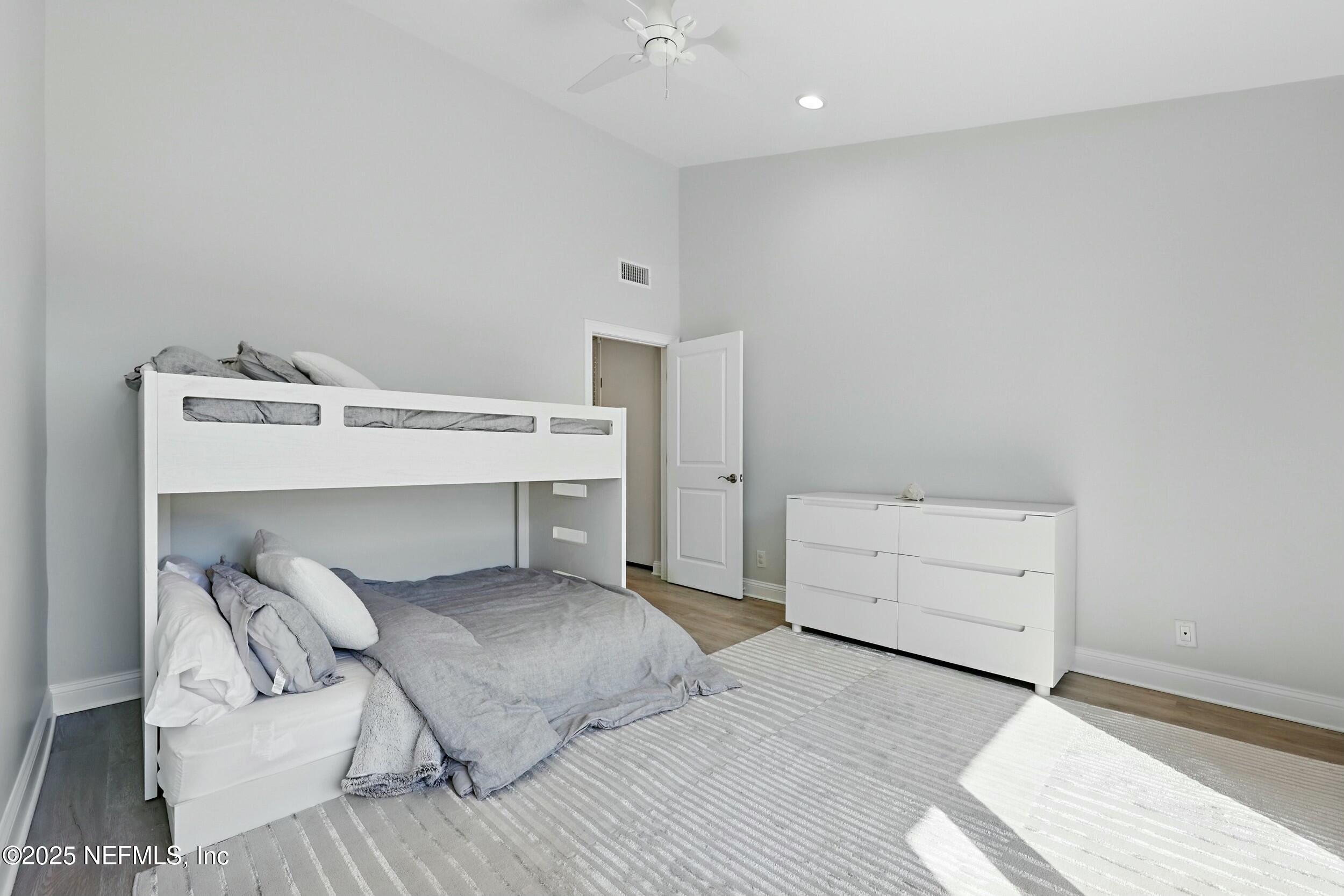 746 SPINNAKERS REACH Drive
