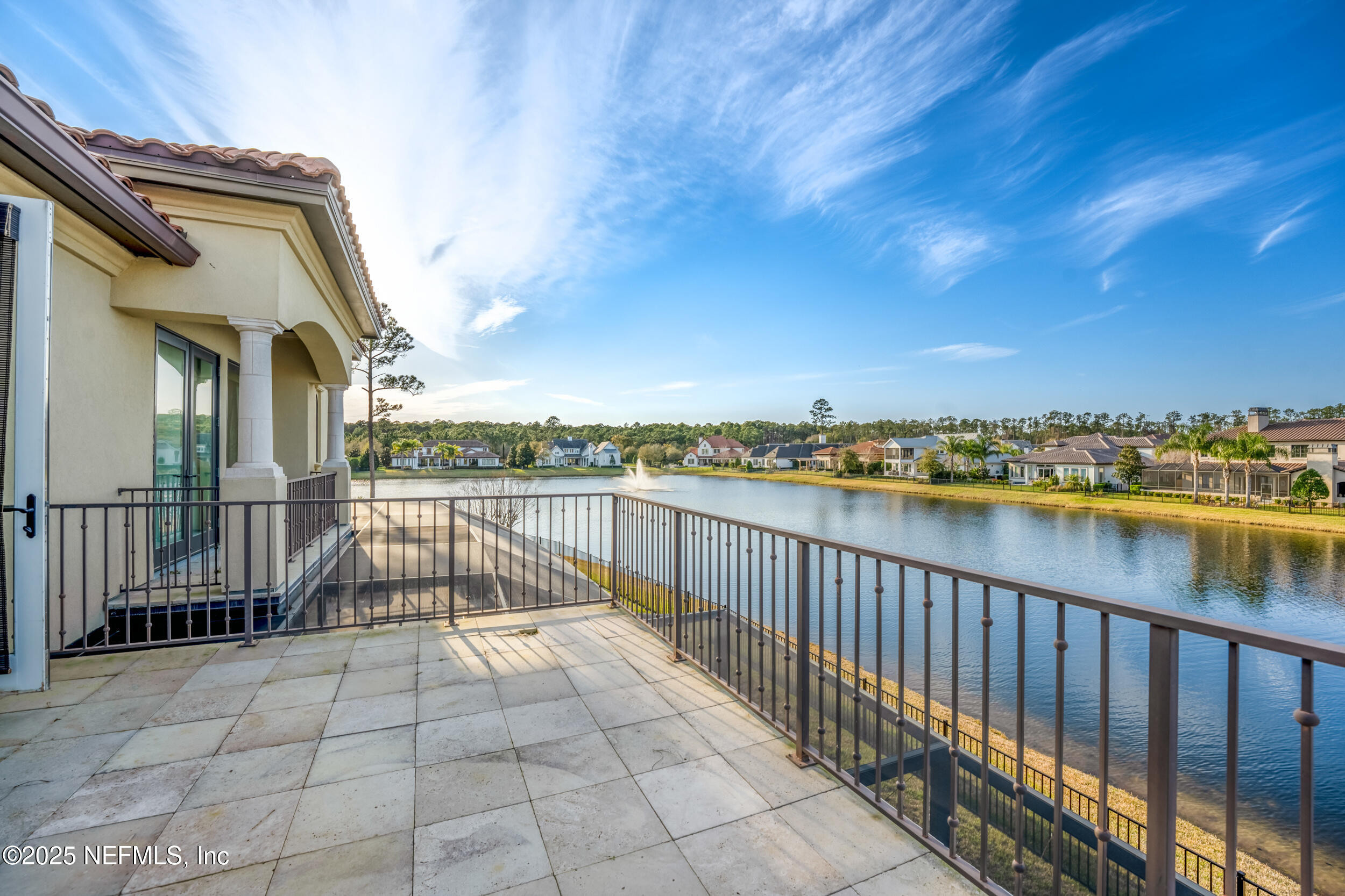 5282 HIDDEN HOLLOW Court