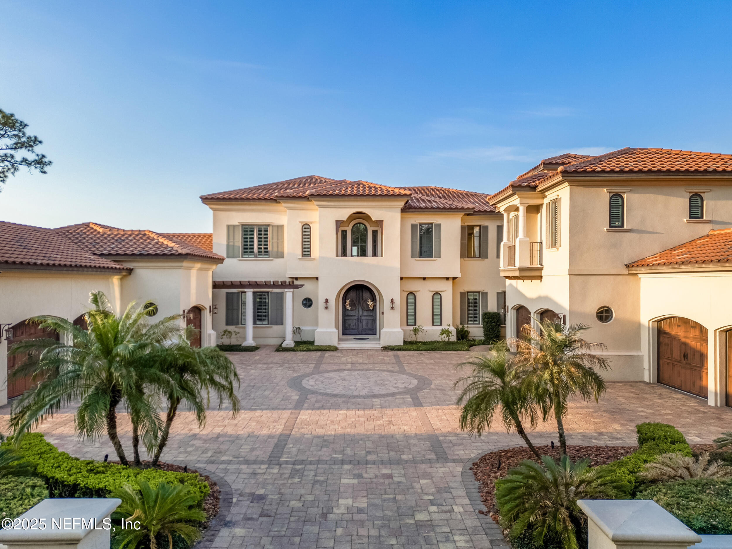 5282 HIDDEN HOLLOW Court