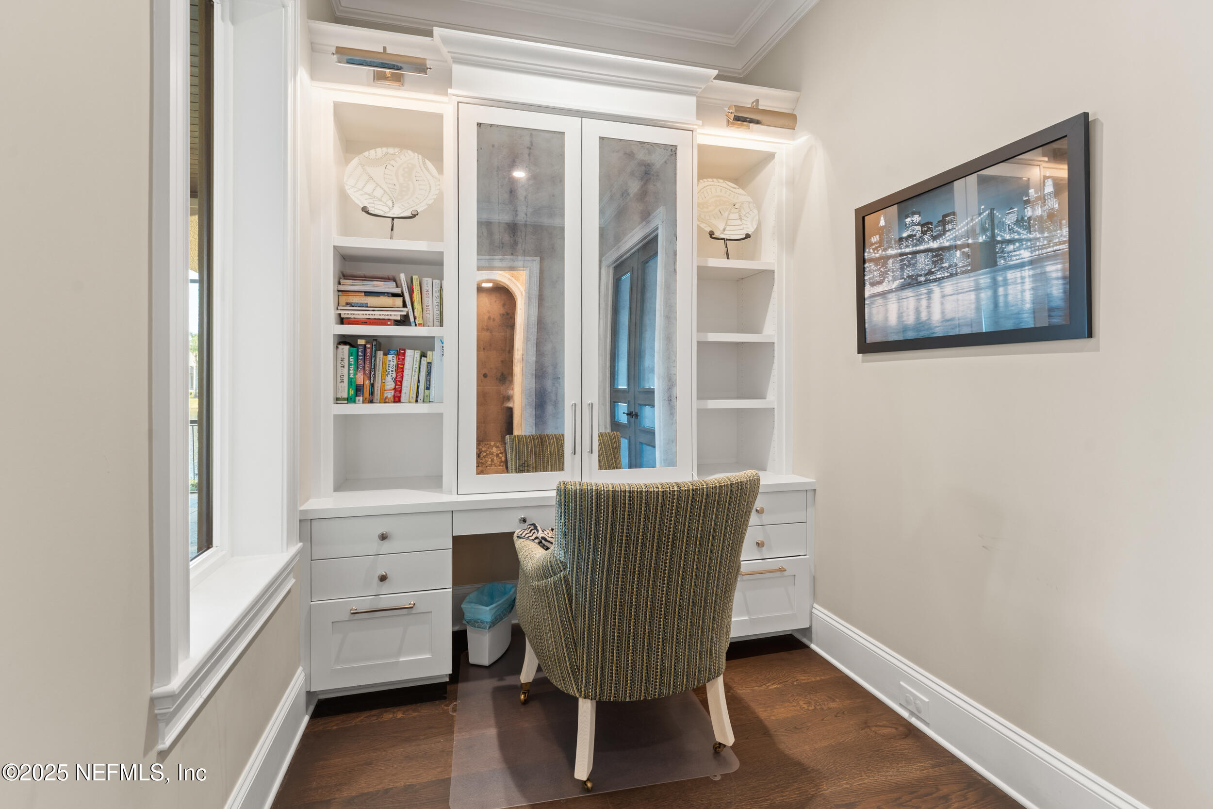 5282 HIDDEN HOLLOW Court