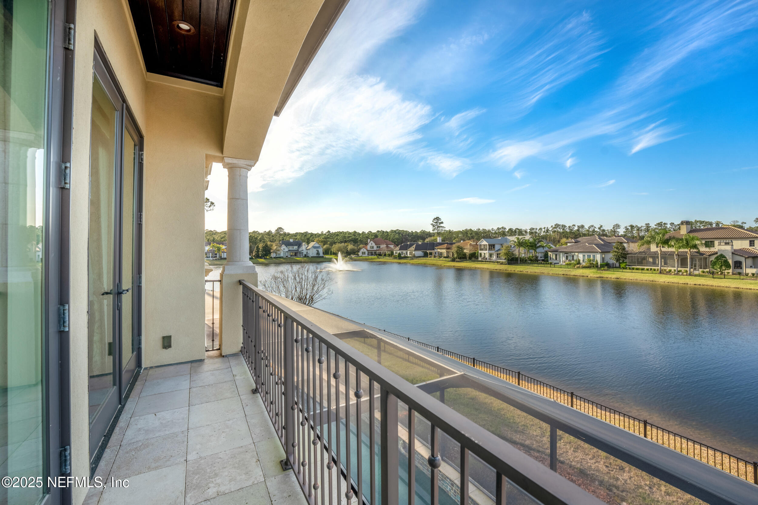 5282 HIDDEN HOLLOW Court