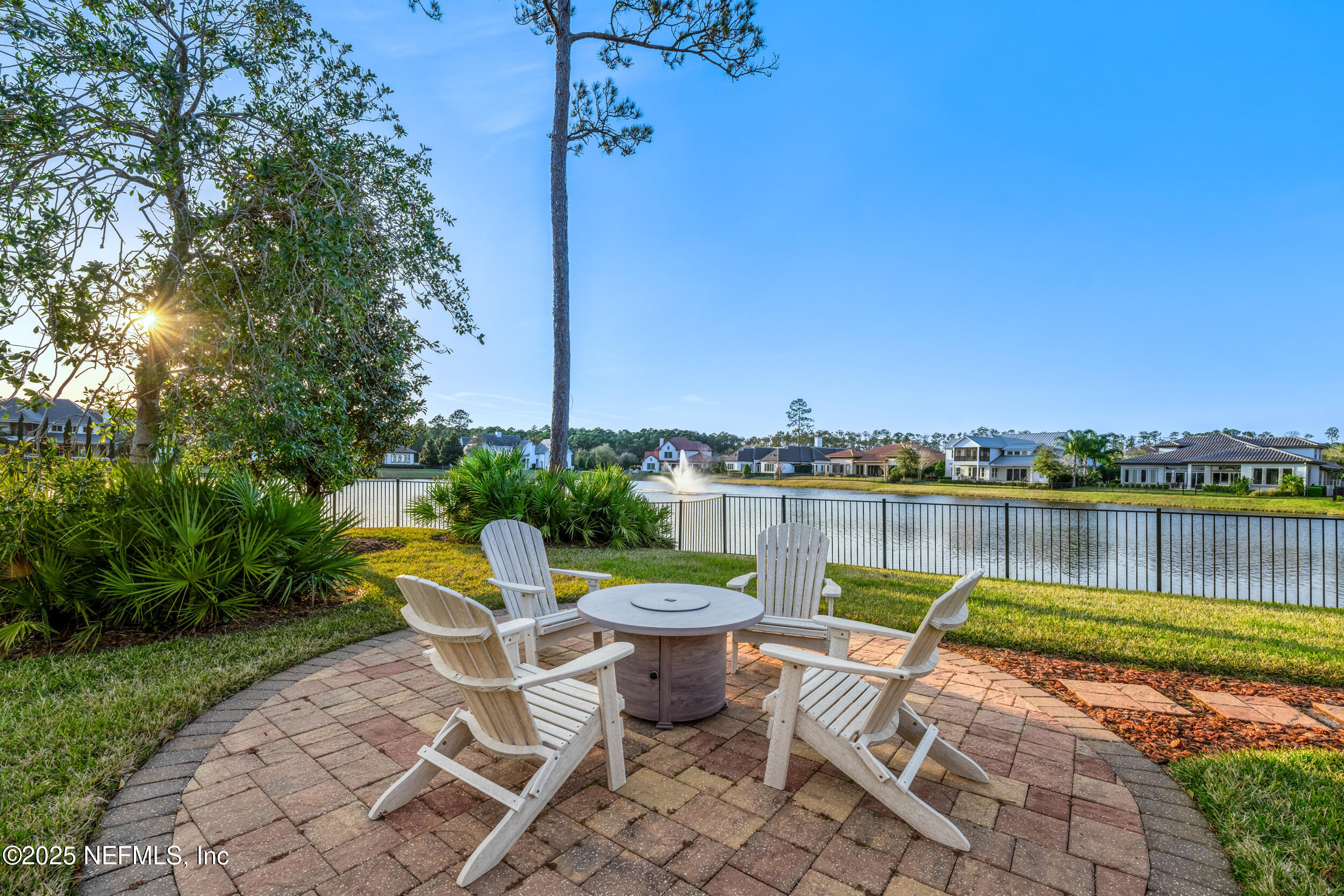 5282 HIDDEN HOLLOW Court