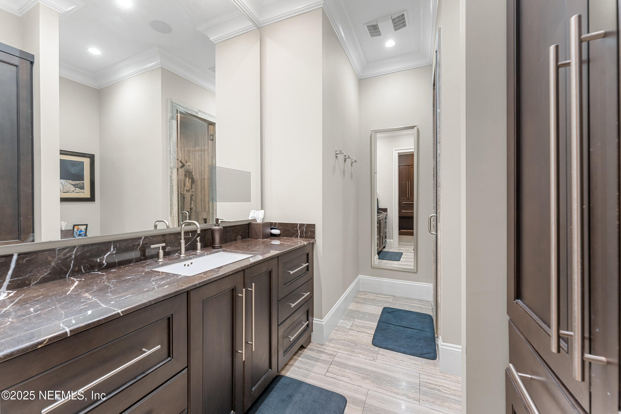 5282 HIDDEN HOLLOW Court