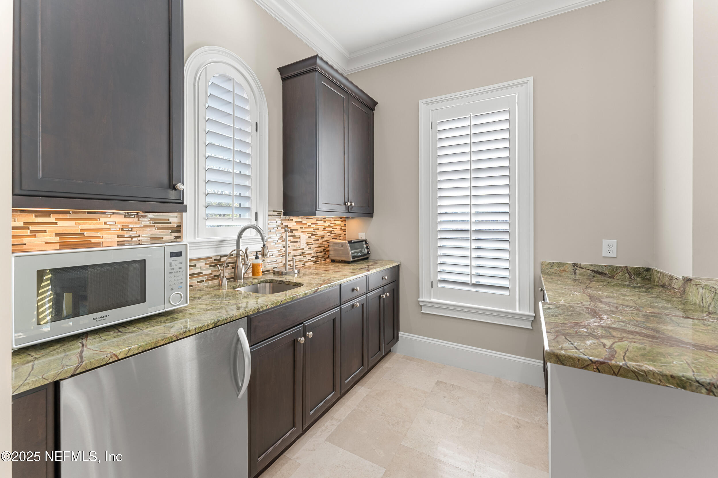 5282 HIDDEN HOLLOW Court
