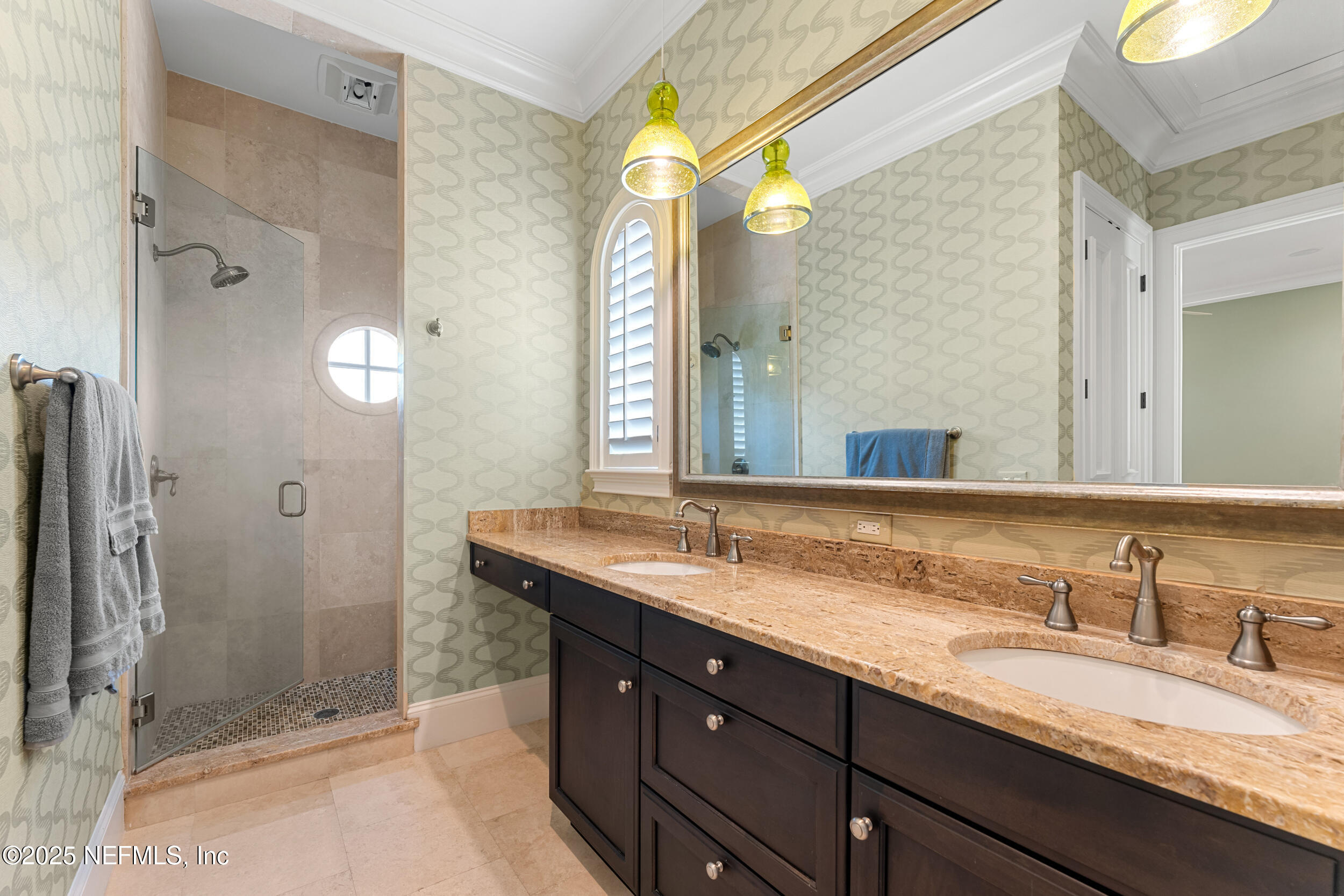 5282 HIDDEN HOLLOW Court