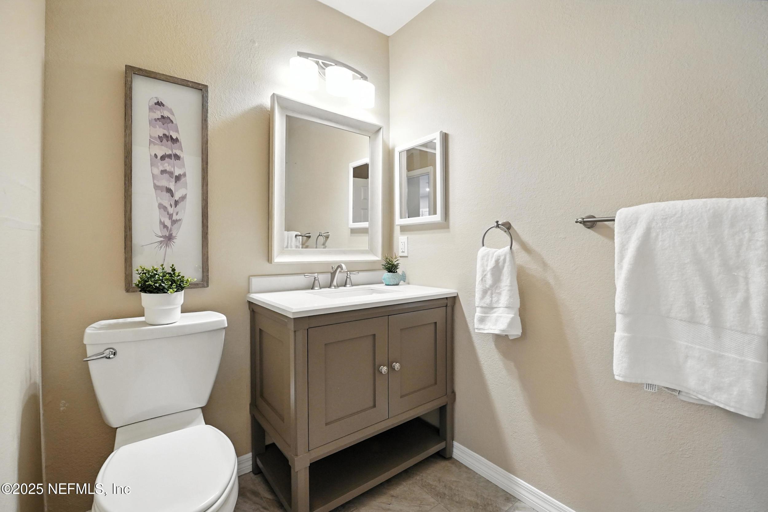 1800 THE GREENS Way, 603