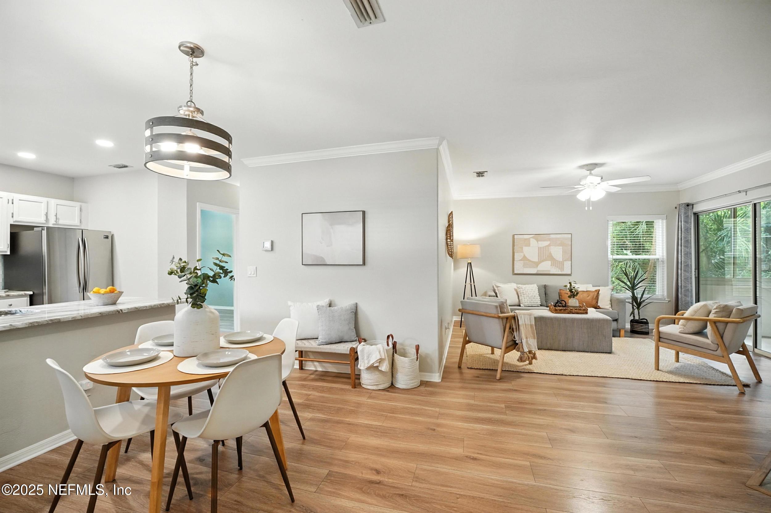 1800 THE GREENS Way, 603