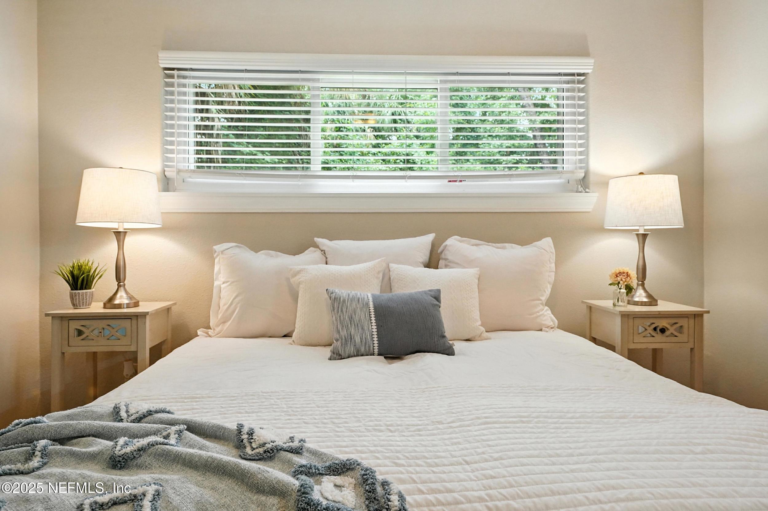 1800 THE GREENS Way, 603