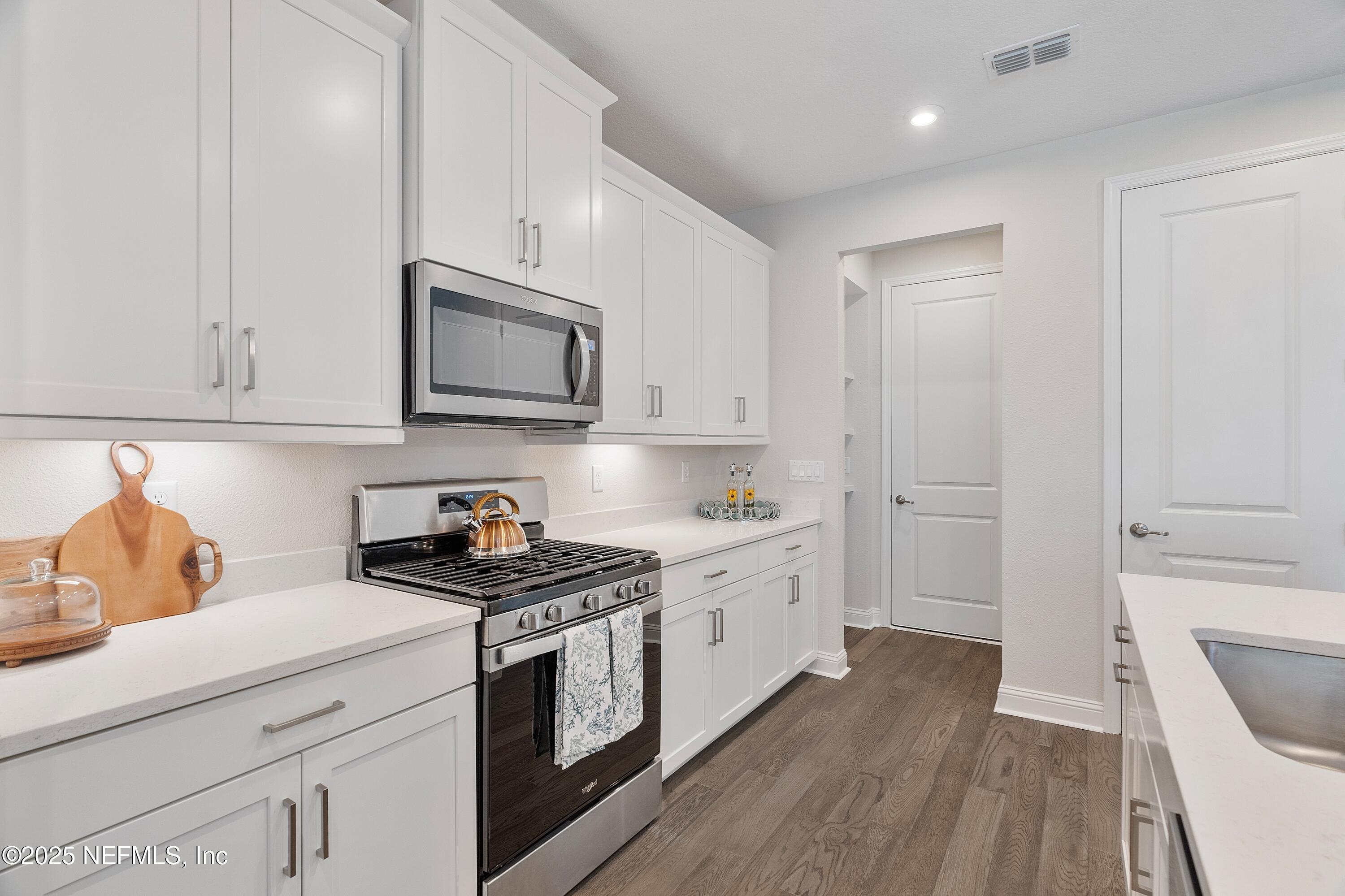 3491 MARSH RESERVE Boulevard