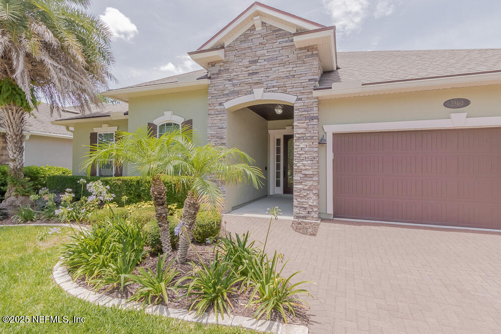 3560 CROSSVIEW Drive