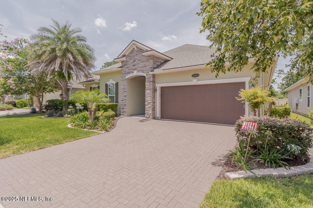 3560 CROSSVIEW Drive