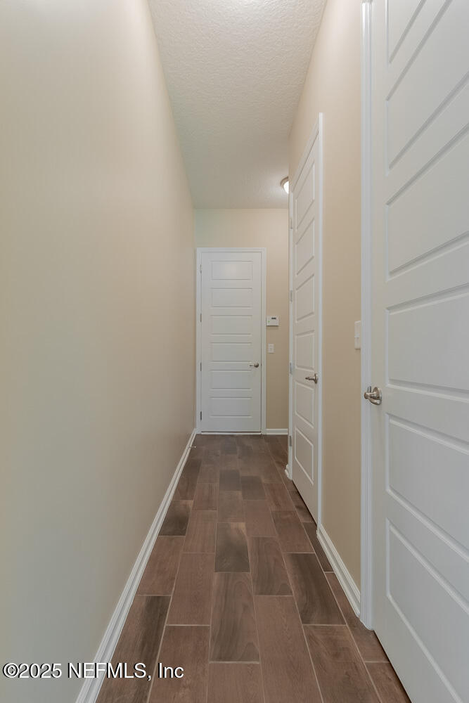 3560 CROSSVIEW Drive