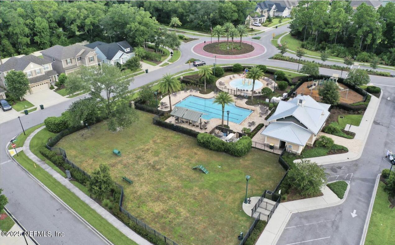 3560 CROSSVIEW Drive