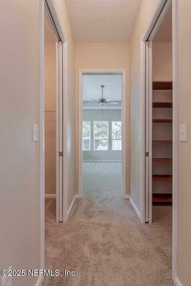 3560 CROSSVIEW Drive