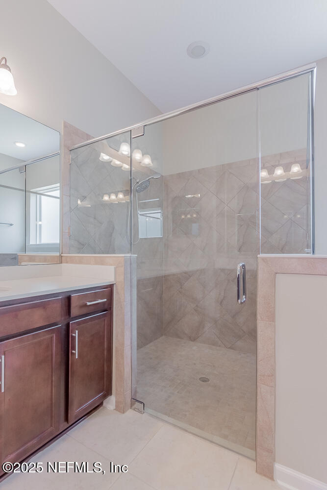 3560 CROSSVIEW Drive