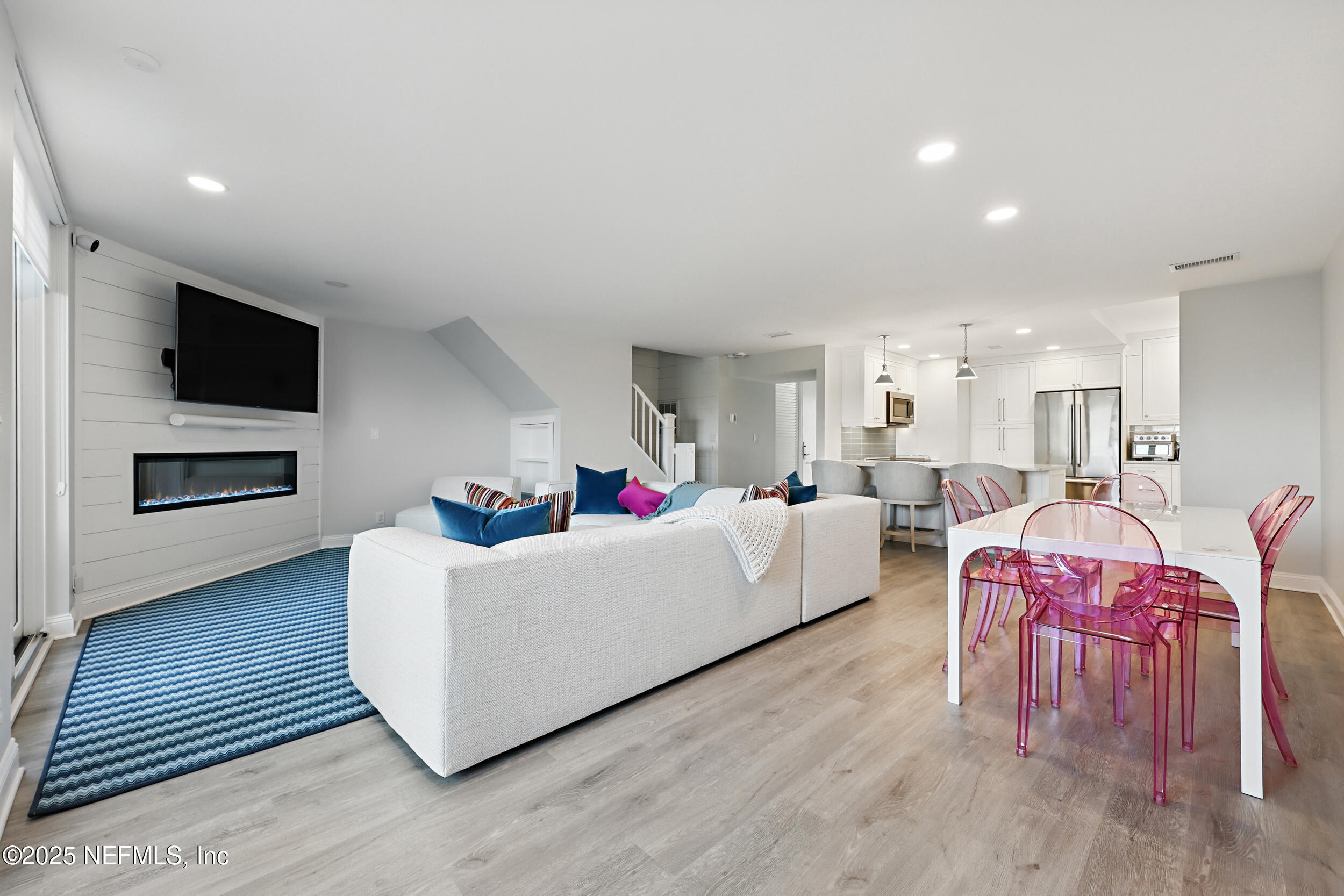 746 SPINNAKERS REACH Drive