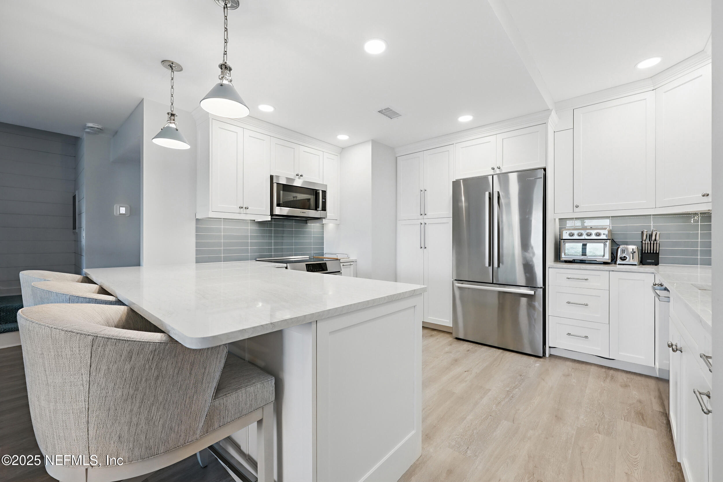 746 SPINNAKERS REACH Drive