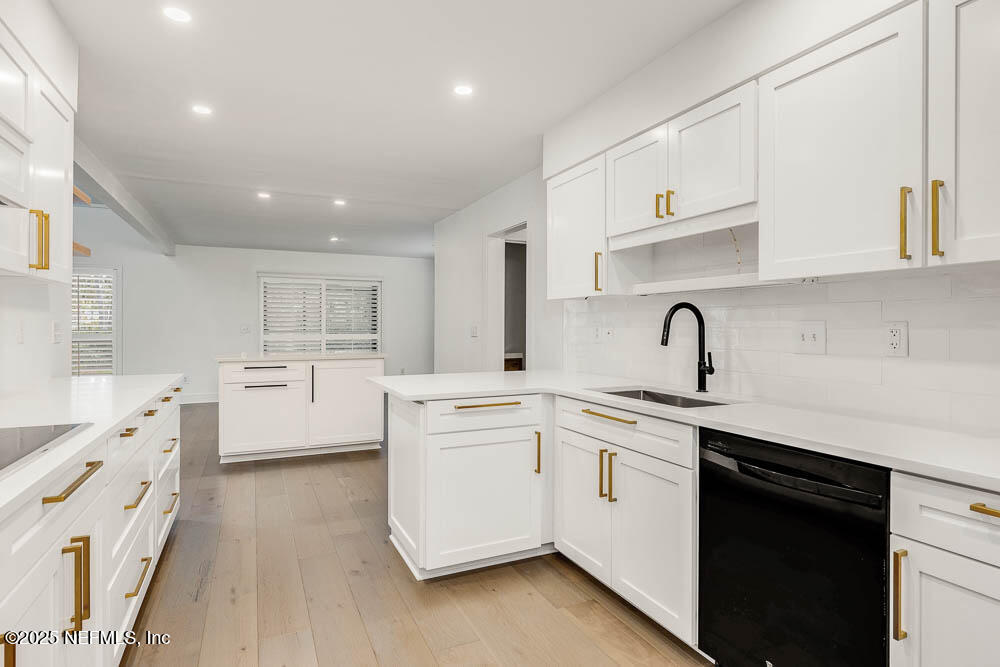 5119 OTTER CREEK Drive