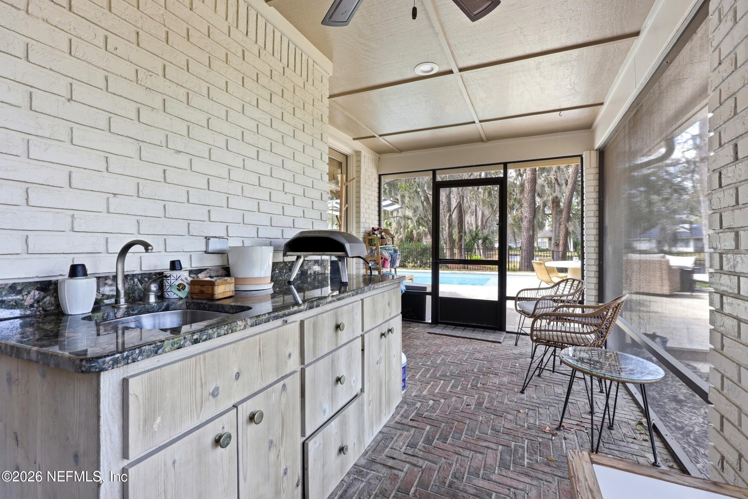 7042 CYPRESS BRIDGE Drive S