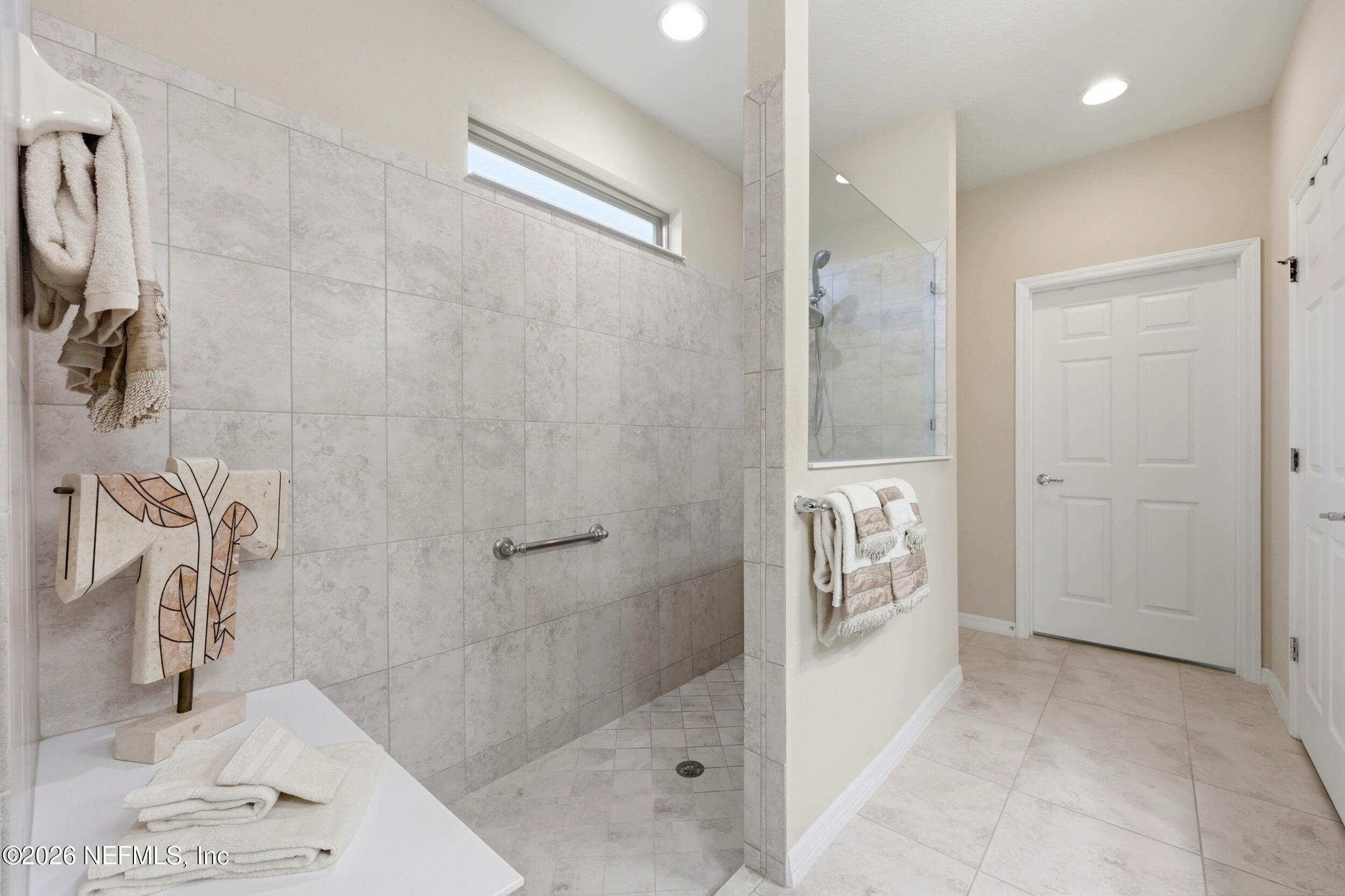 313 MANGROVE THICKET Boulevard