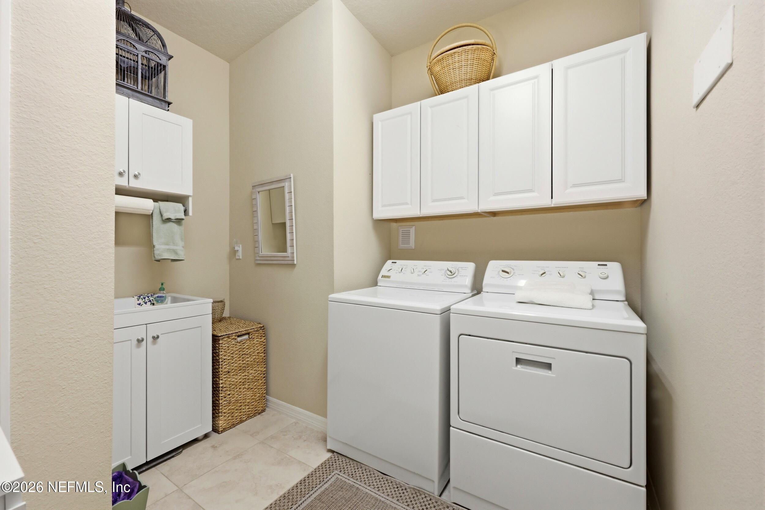 313 MANGROVE THICKET Boulevard