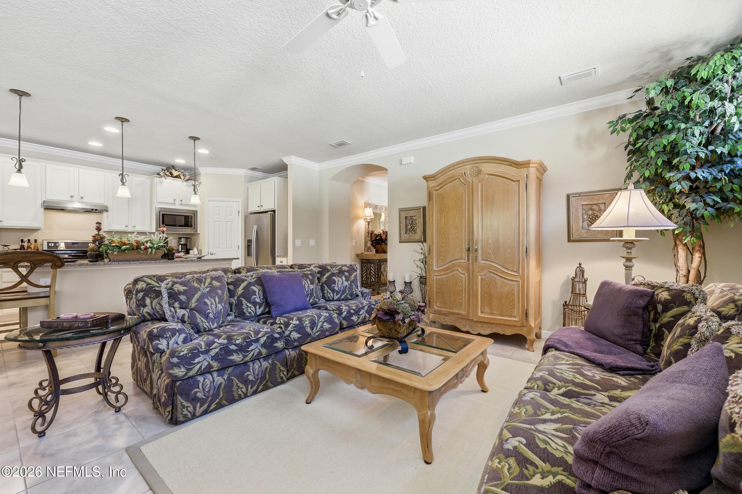 313 MANGROVE THICKET Boulevard