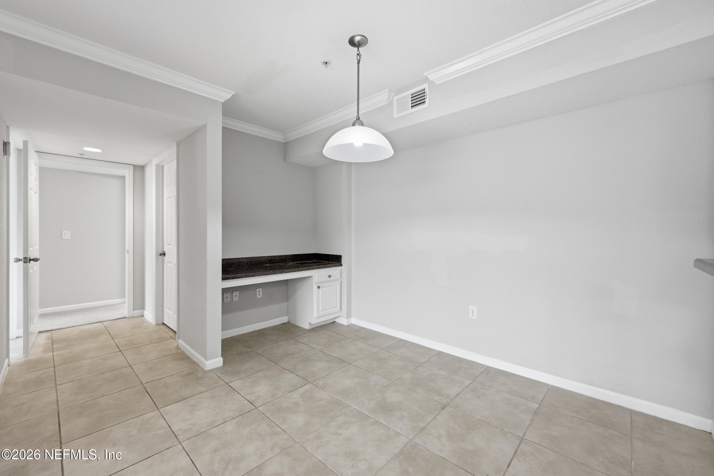 705 BOARDWALK Drive 412