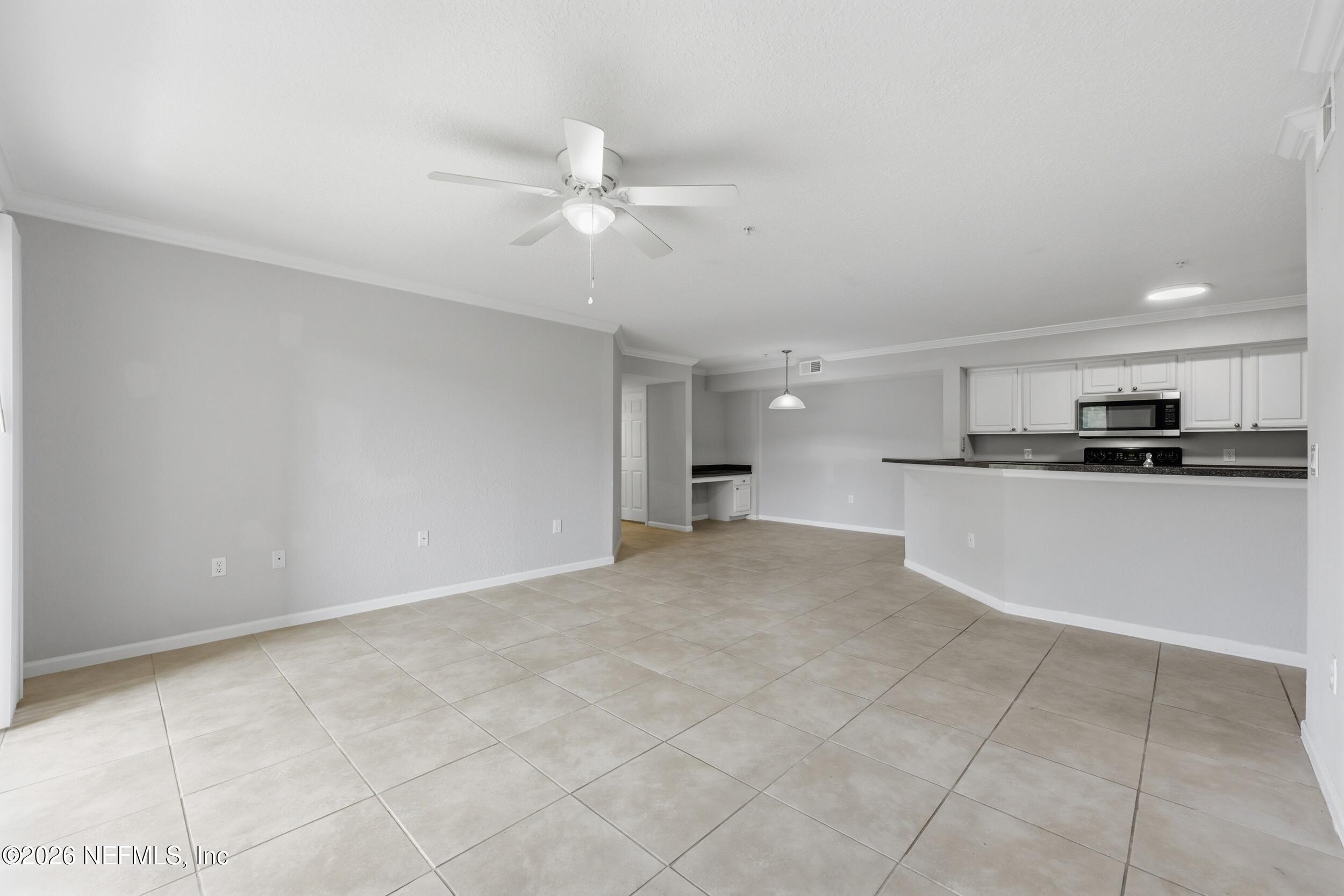 705 BOARDWALK Drive 412