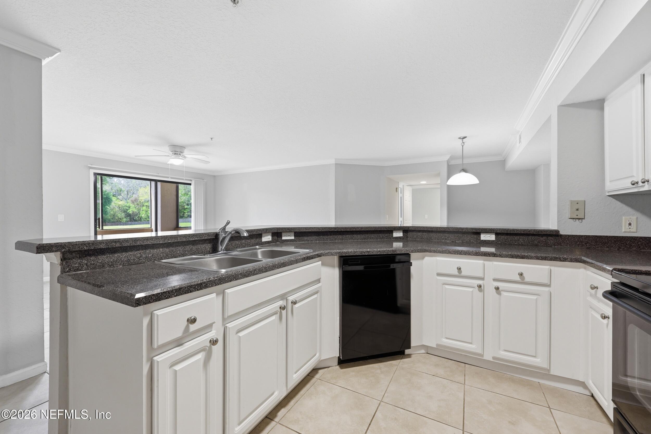 705 BOARDWALK Drive 412