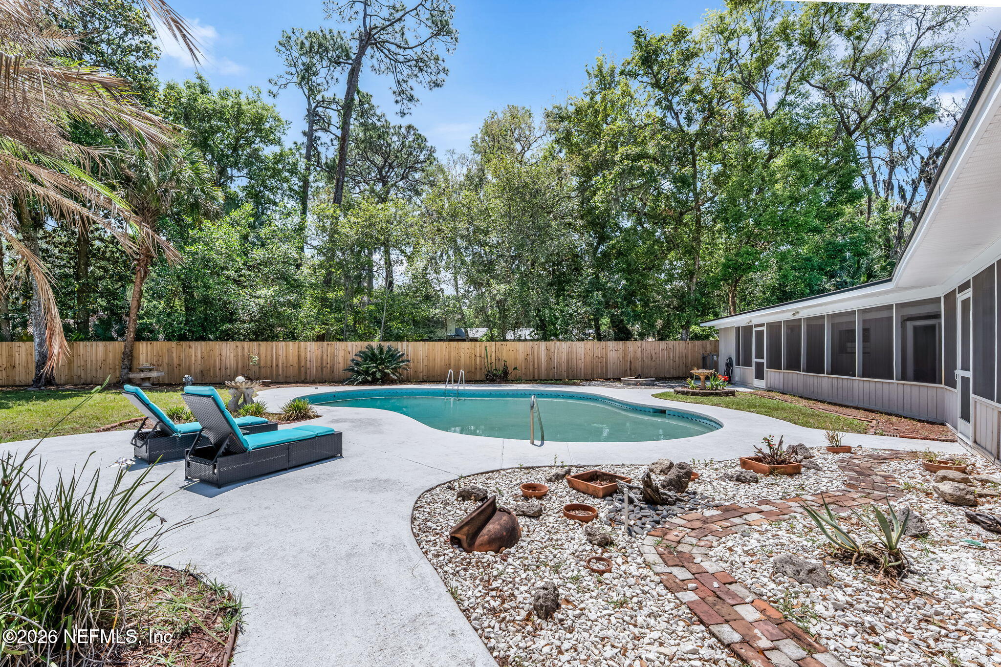 1414 BIG TREE Road