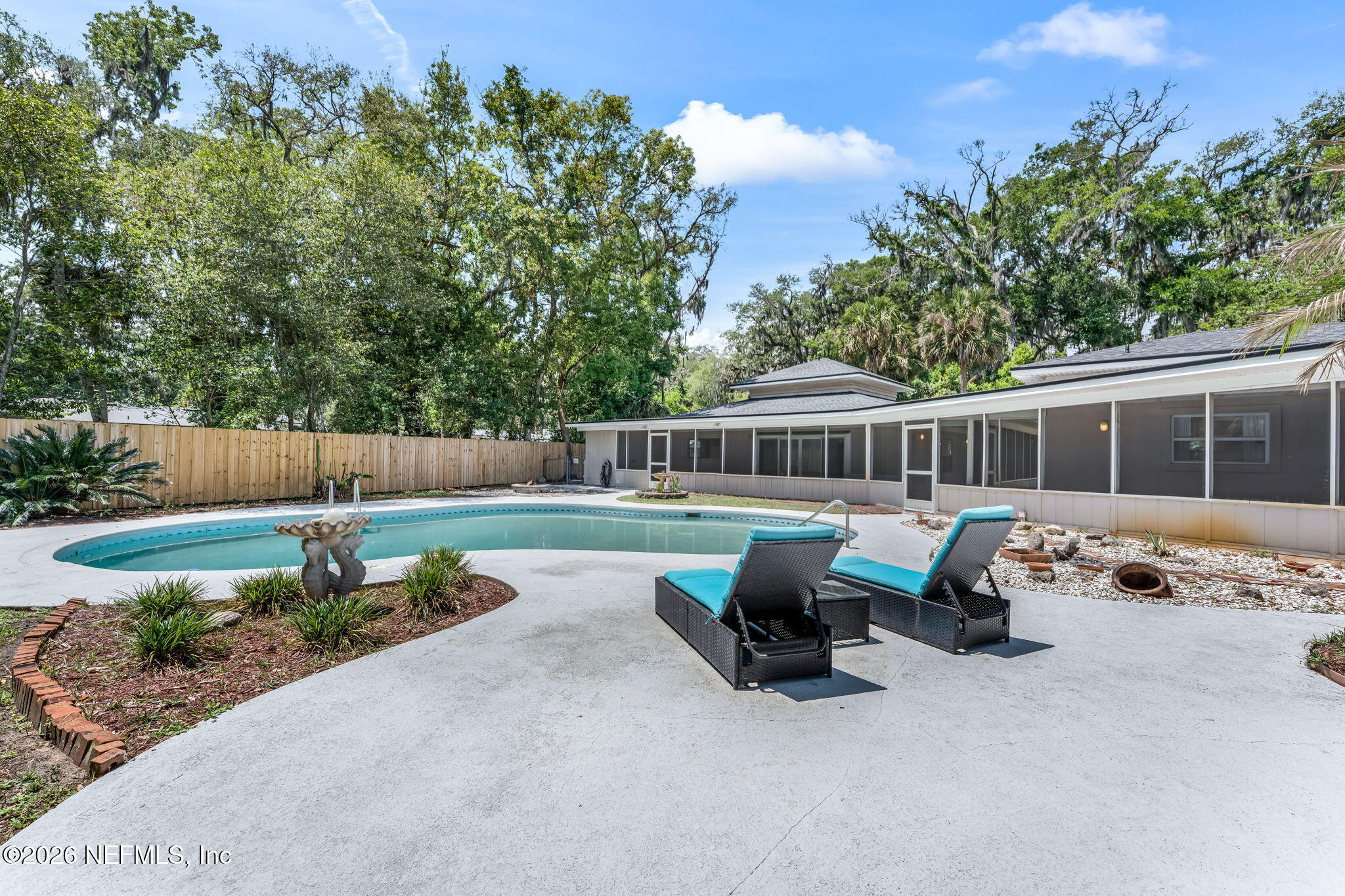 1414 BIG TREE Road