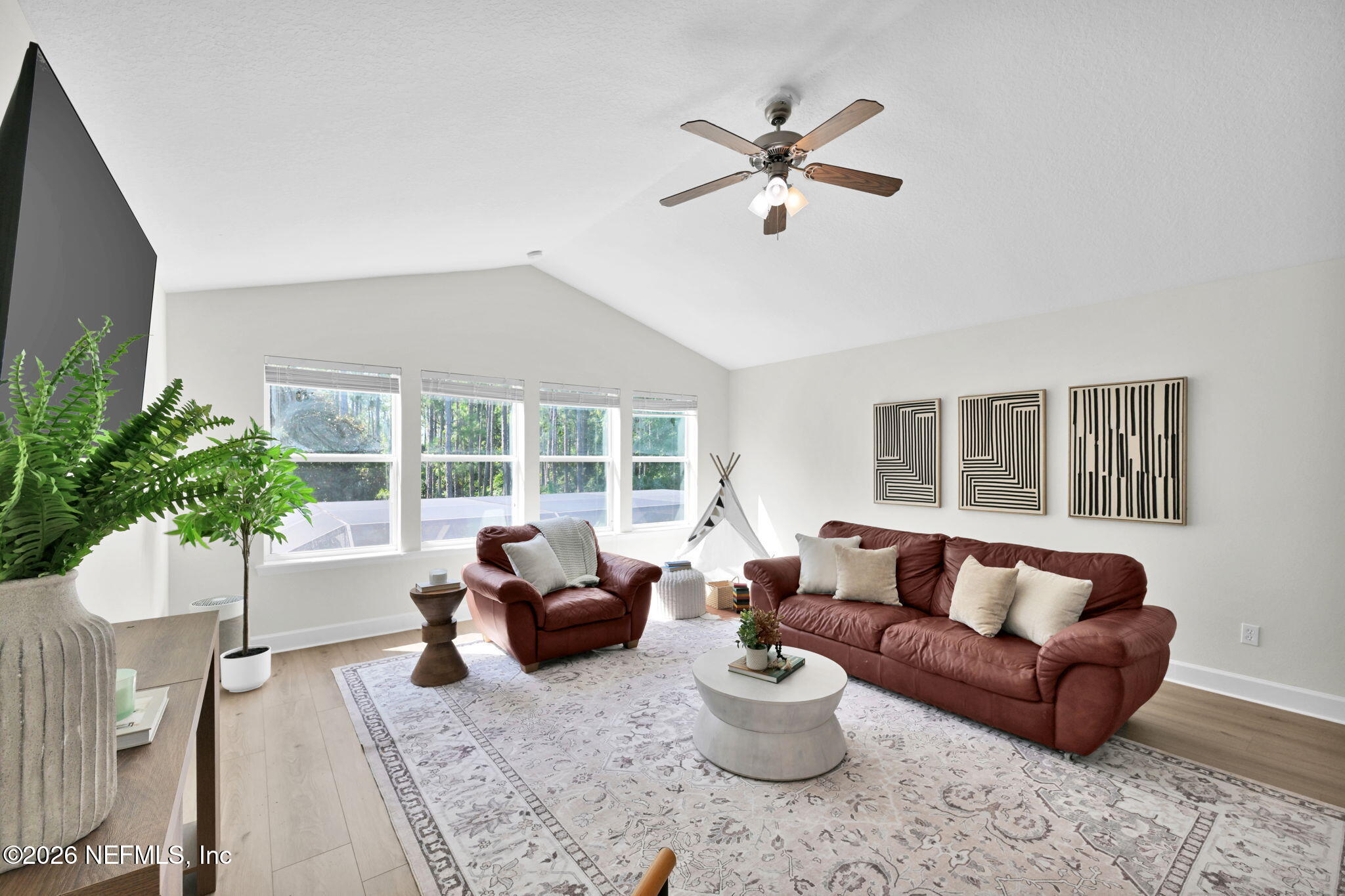 35 ROYAL LAKE Drive