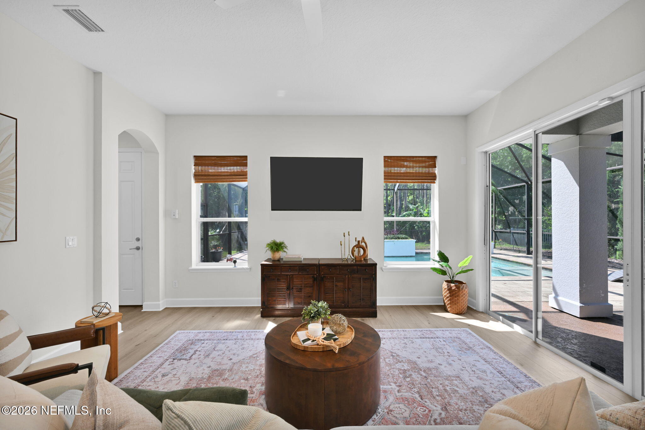 35 ROYAL LAKE Drive