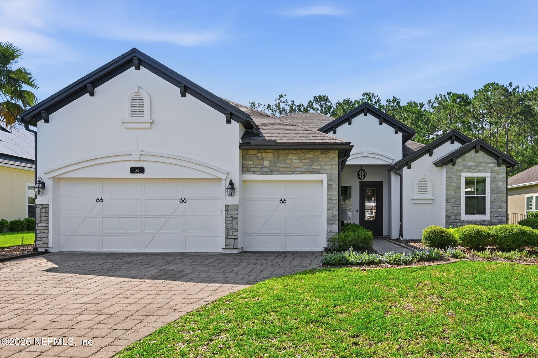 35 ROYAL LAKE Drive