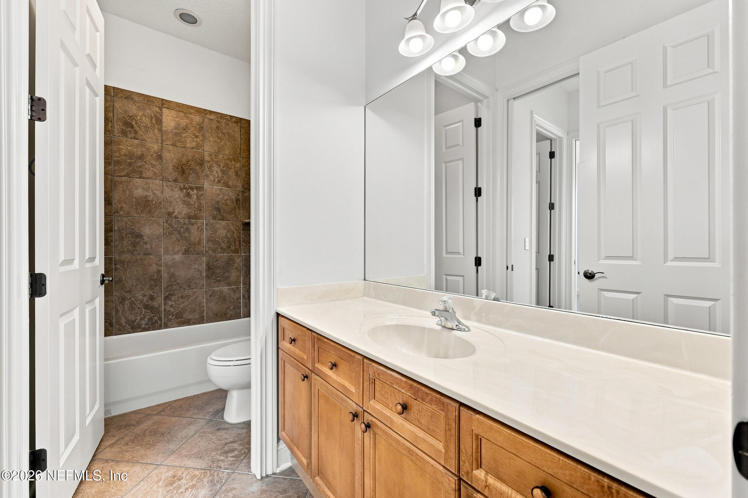 654 S LOOP Parkway, St. Augustine