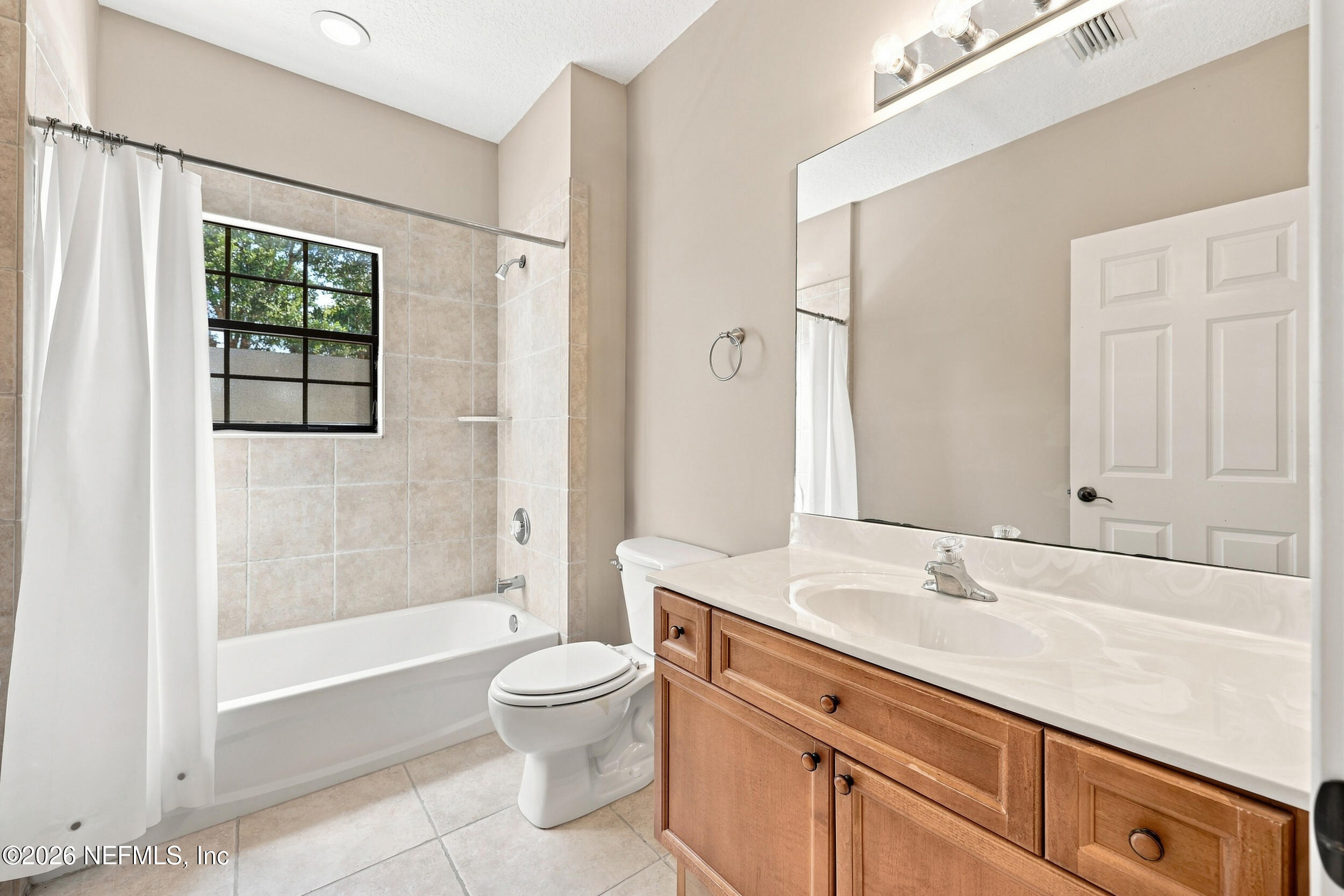 654 S LOOP Parkway, St. Augustine