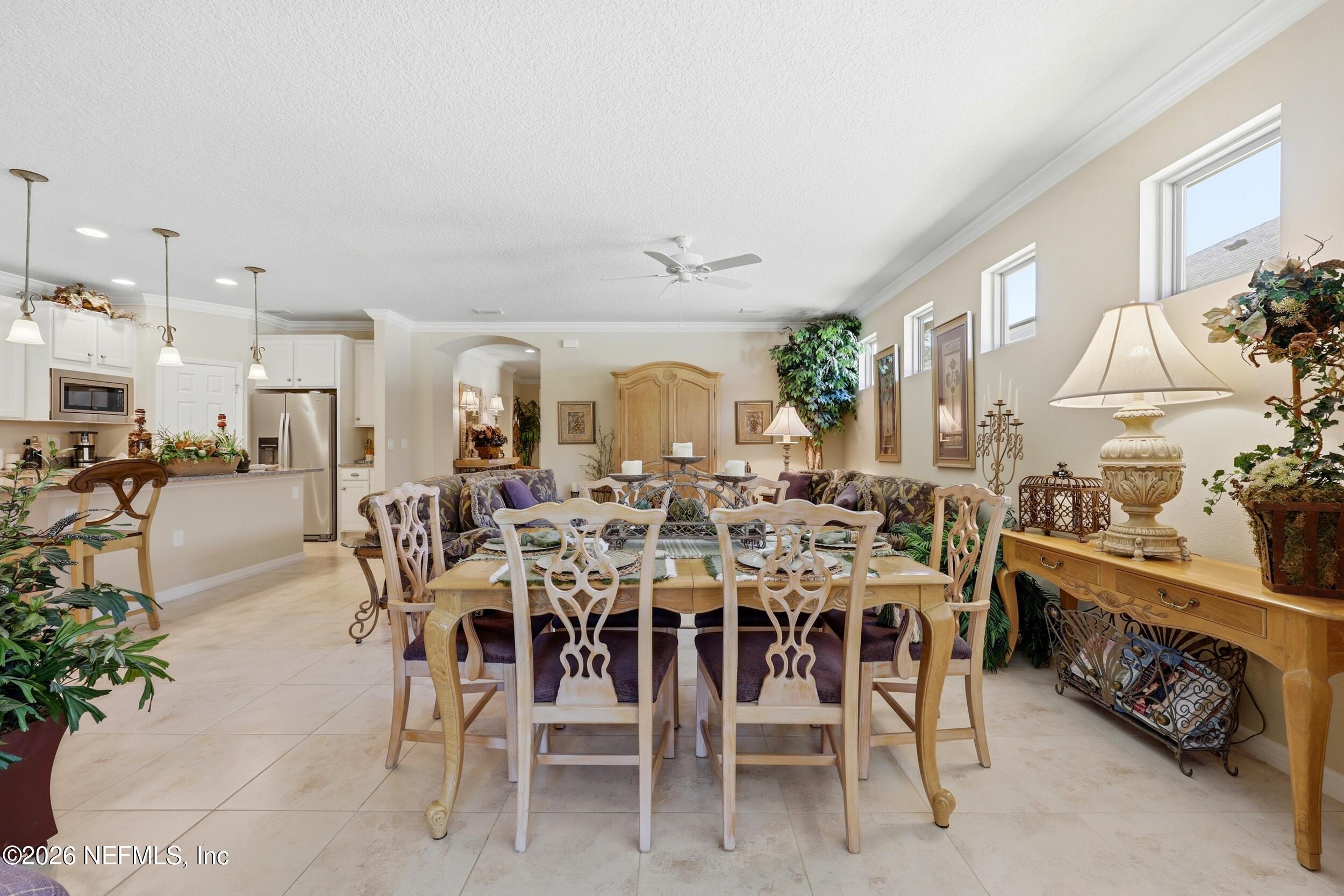 313 MANGROVE THICKET Boulevard