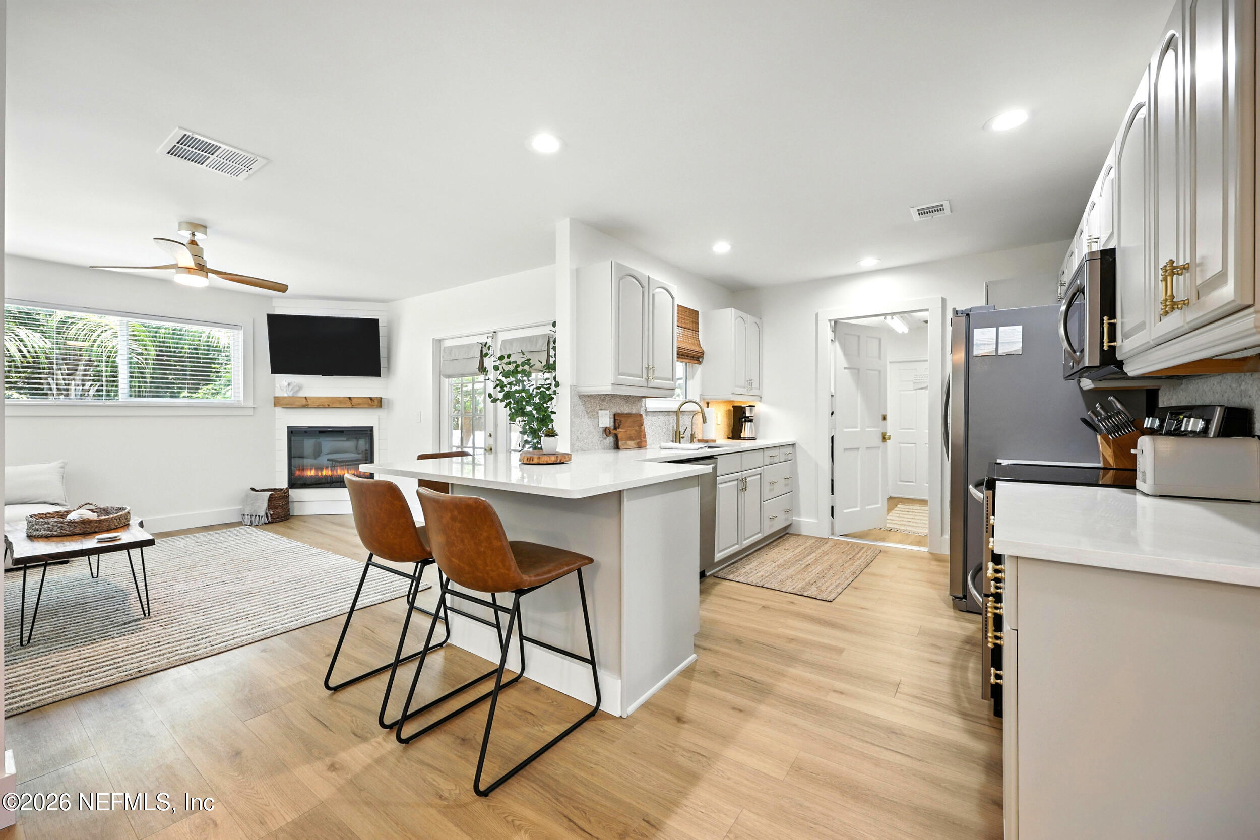 1520 REPUBLIC Drive
