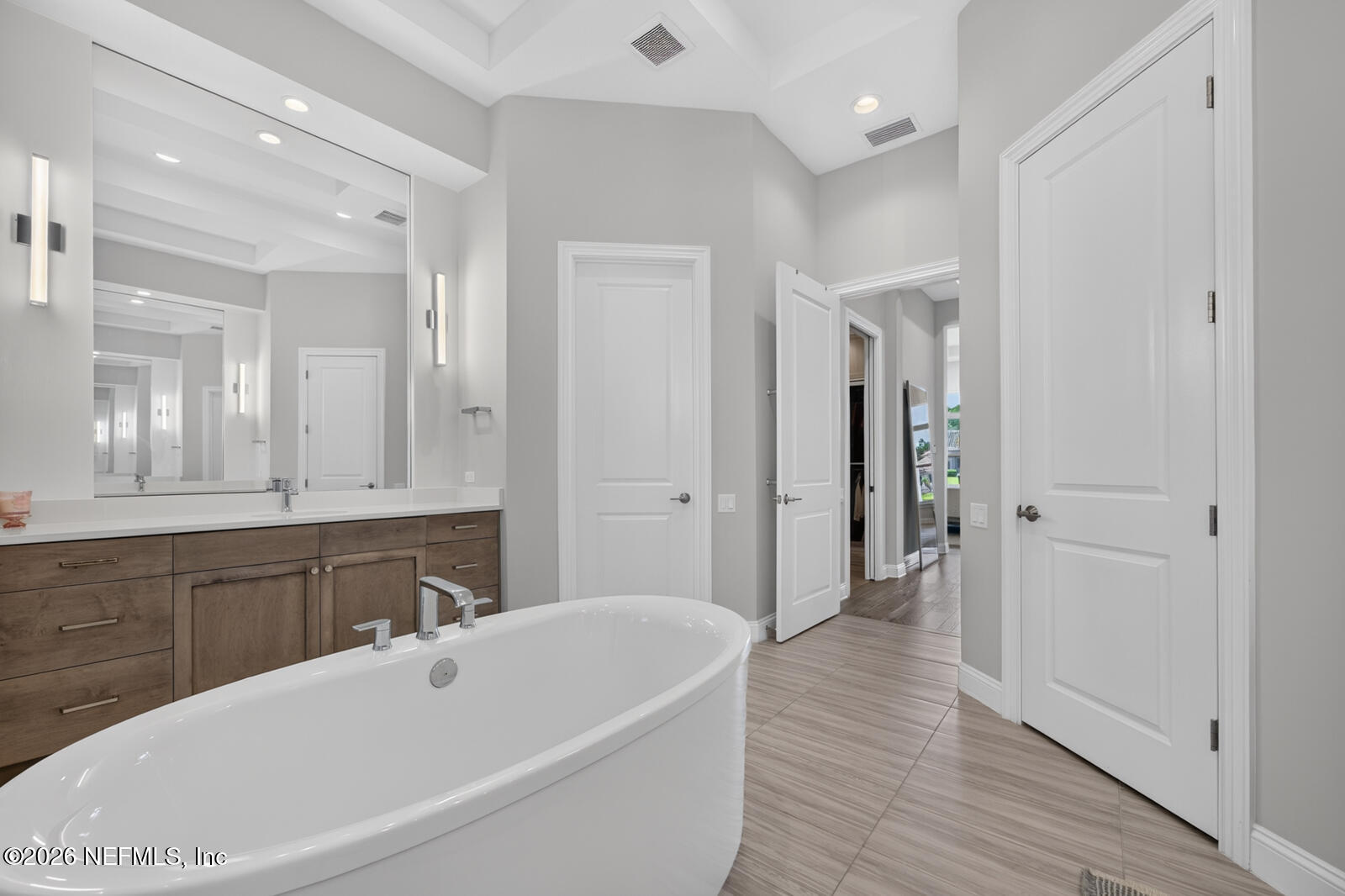 5244 COMMISSIONERS Drive
