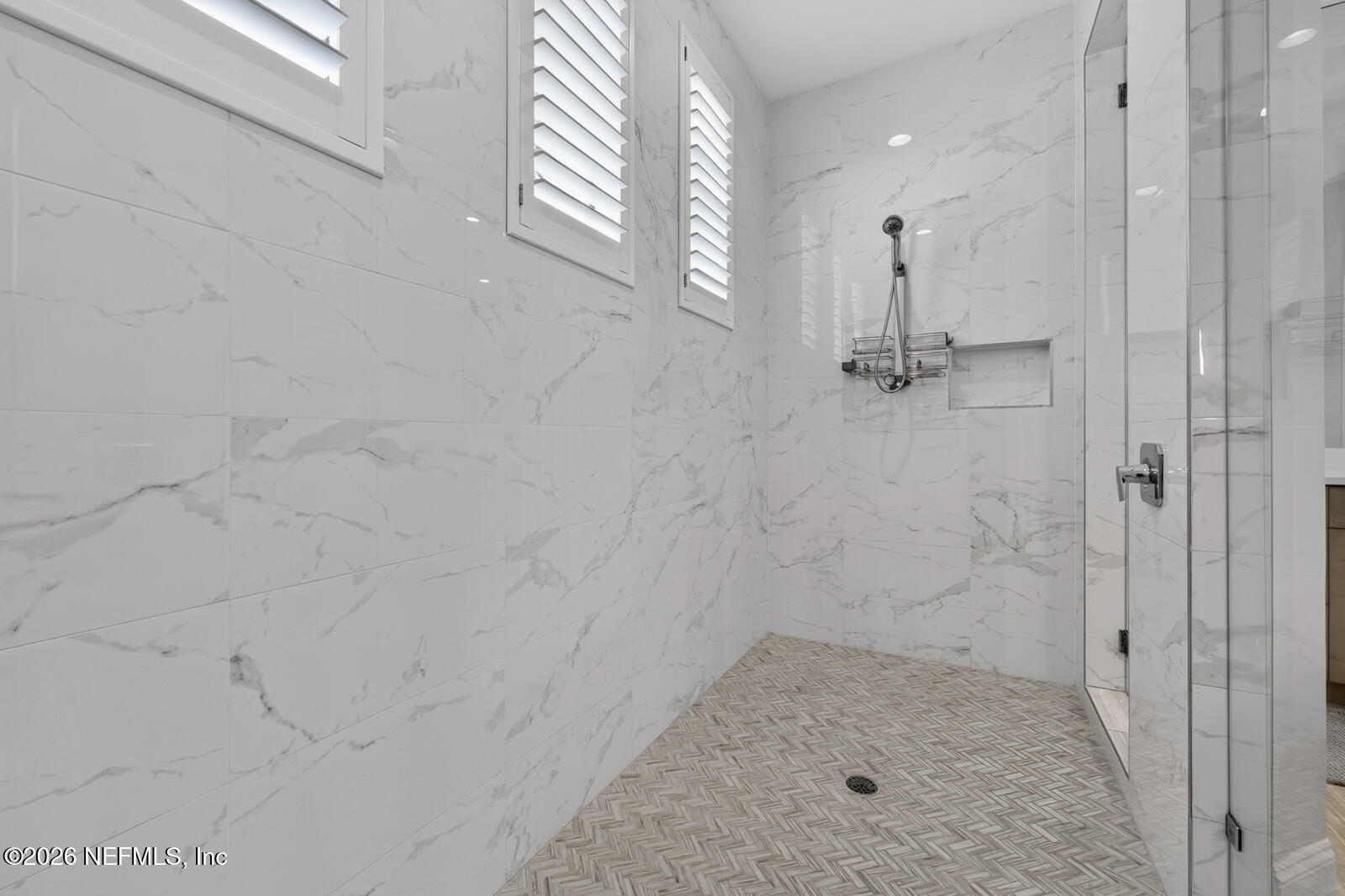 5244 COMMISSIONERS Drive
