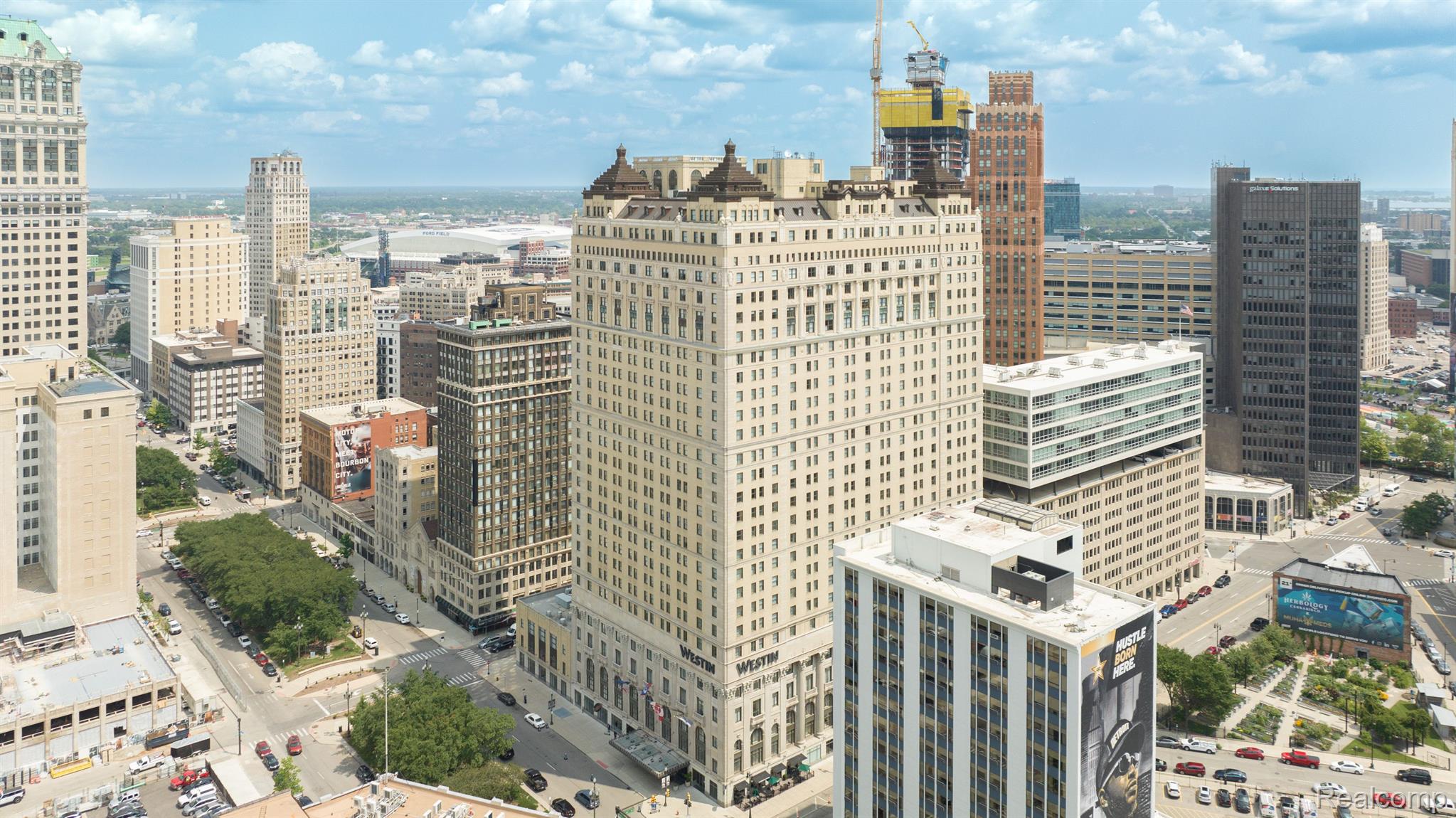 1135 SHELBY Street Unit: 2508