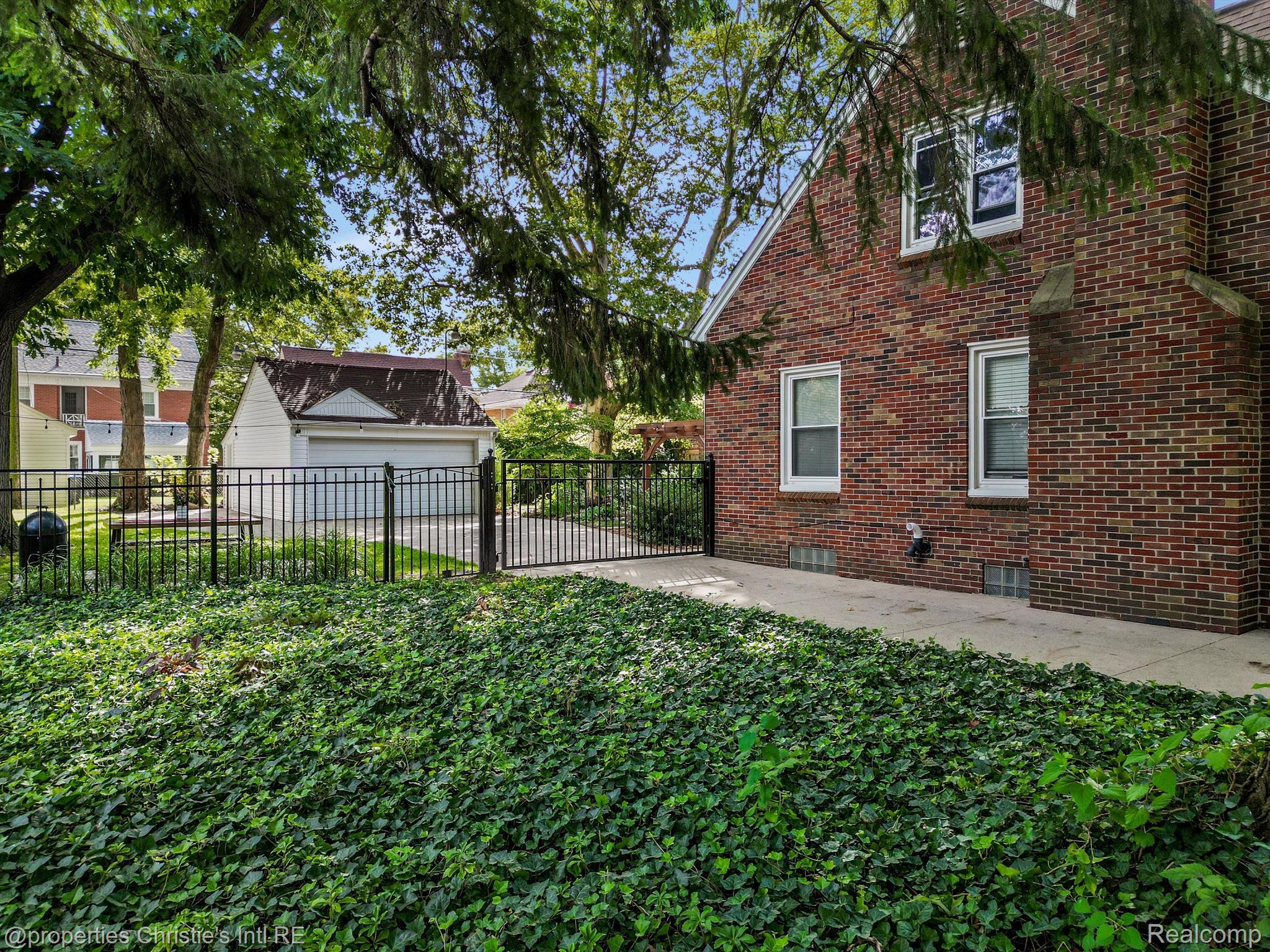 16726 Edinborough Road