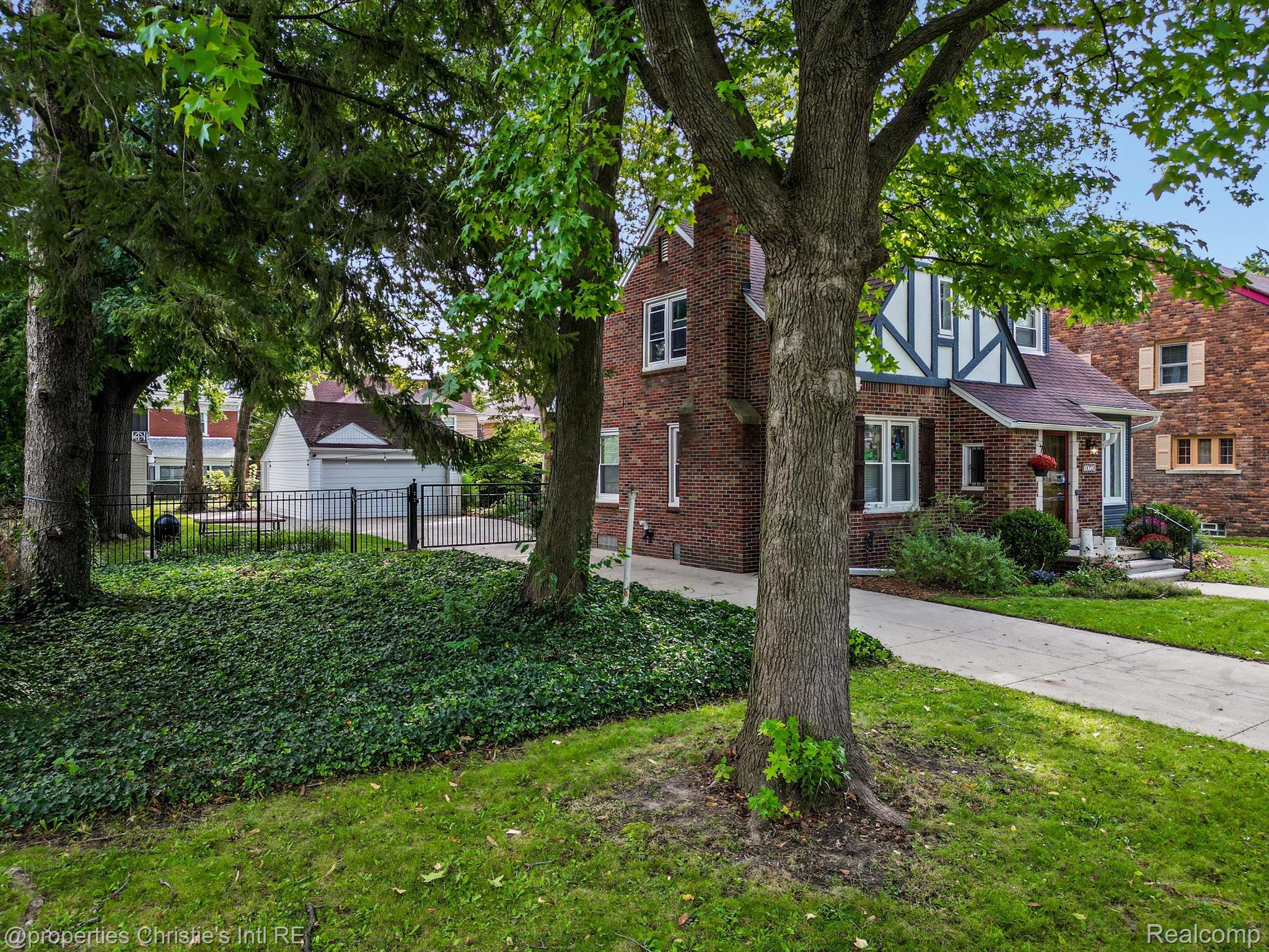 16726 Edinborough Road