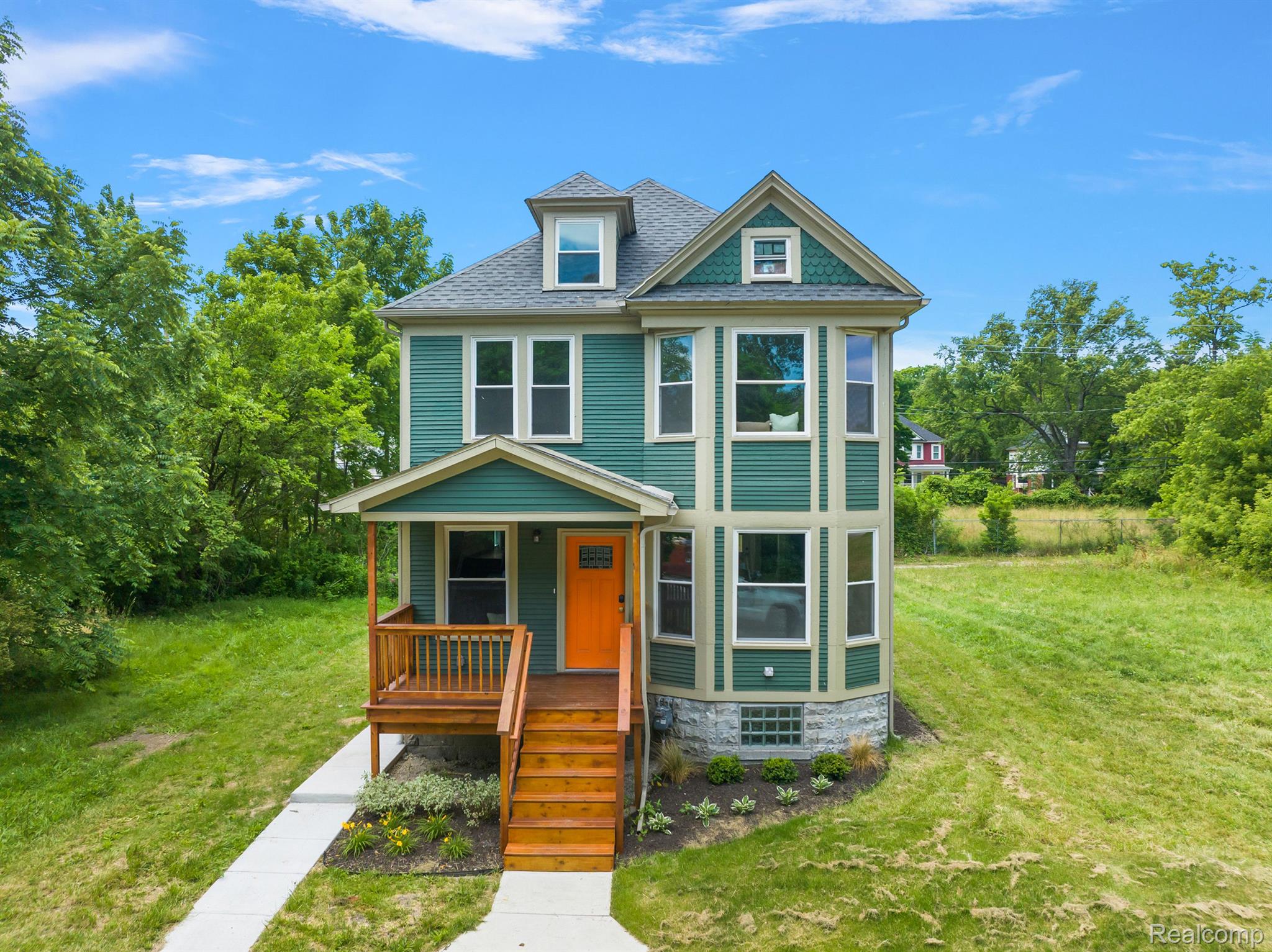 2481 Townsend Street