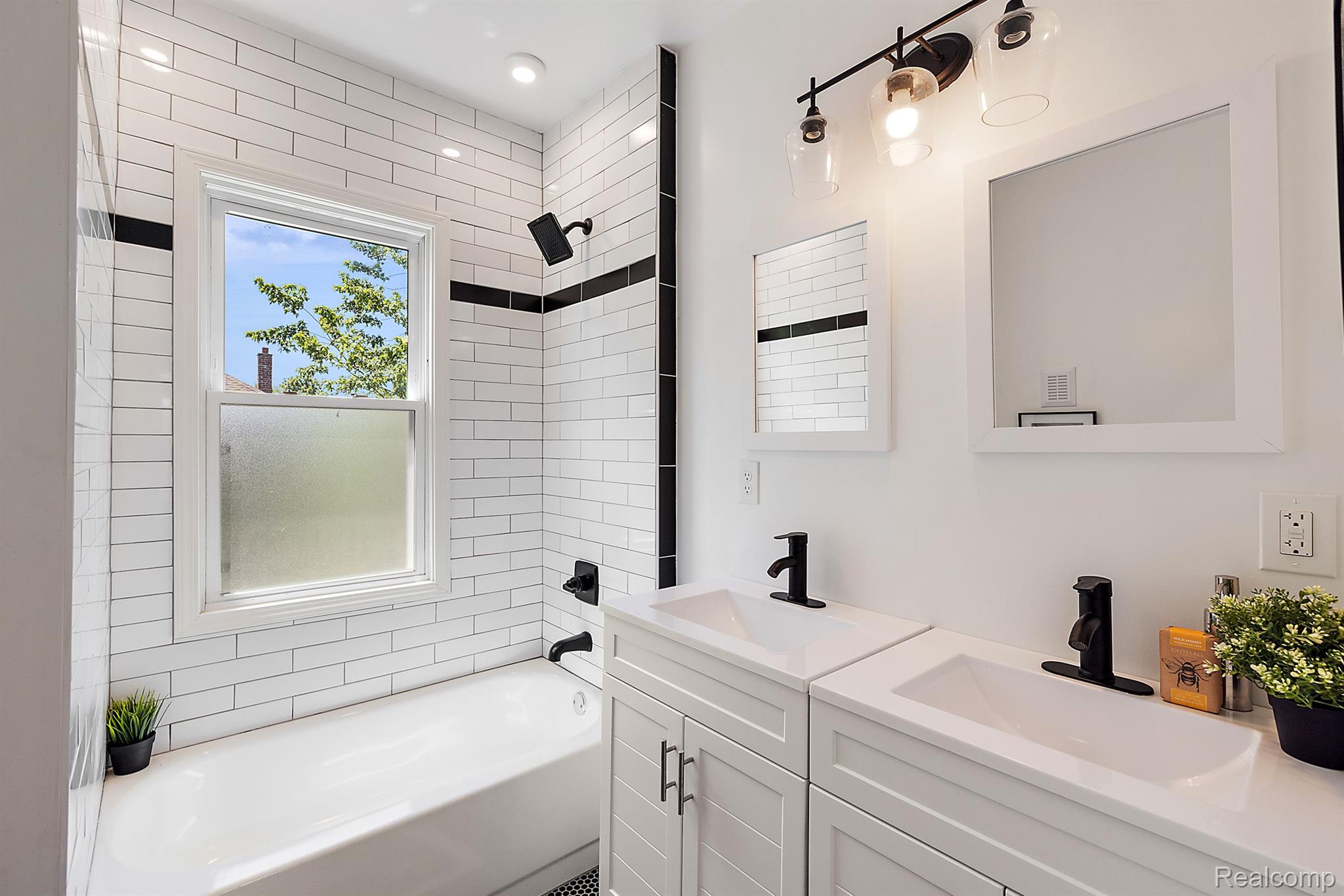 2481 Townsend Street